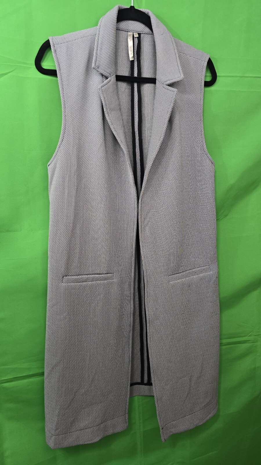 Mono B Women’s Sleeveless Maxi Vest, Size M – Sleek & Stretchy Blend for Effortl