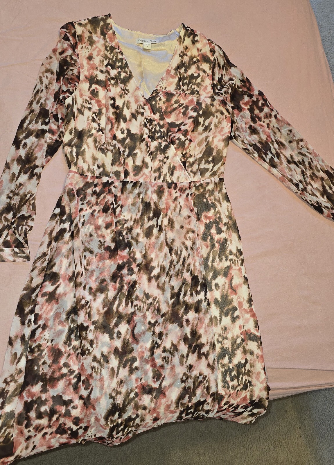 Beautiful Coldwater Creek Watercolor Print Dress - Size 6 - Perfect for You!