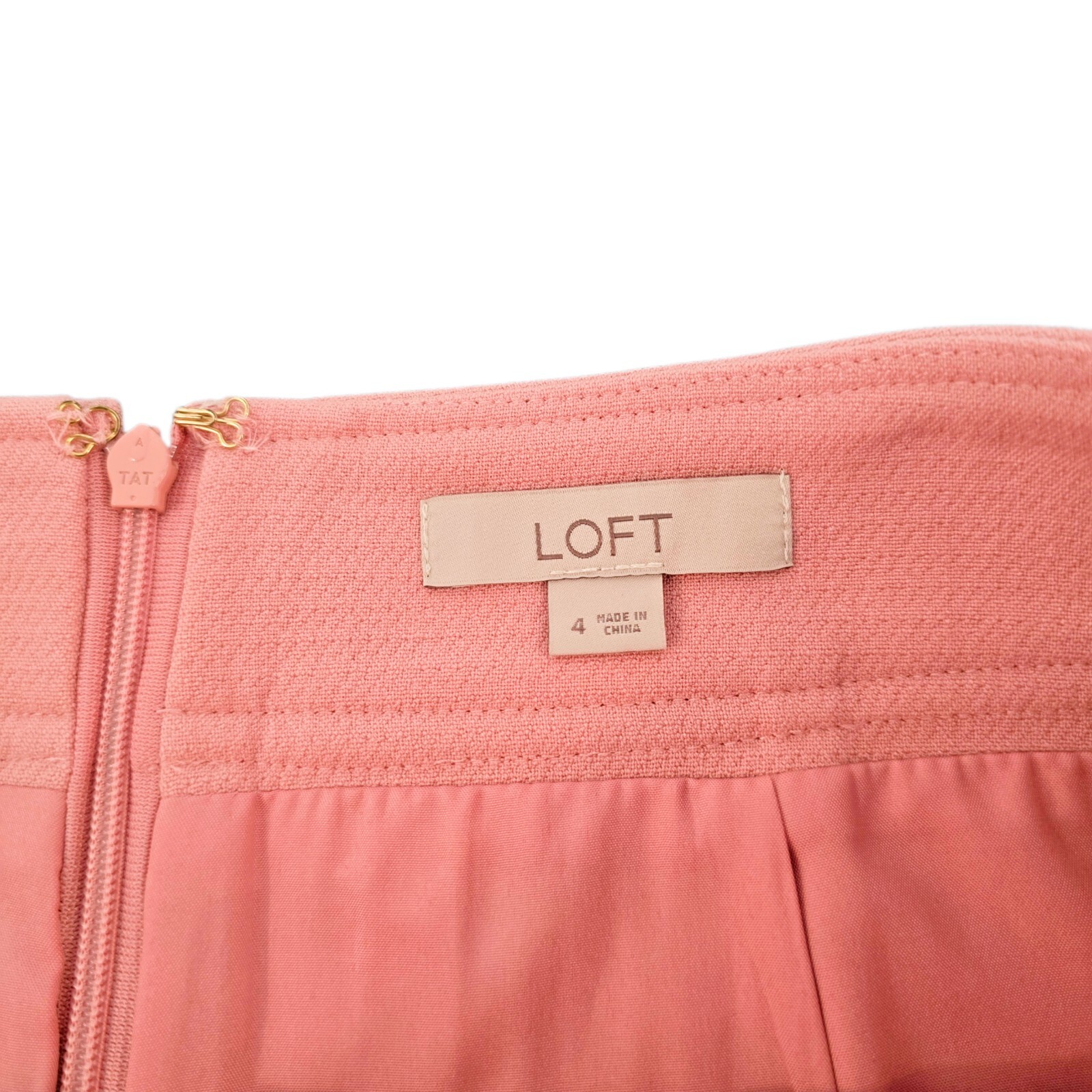 Ann Taylor LOFT Structured Woven Button Pocket Shift Skirt - Size 4, Cheery Pink