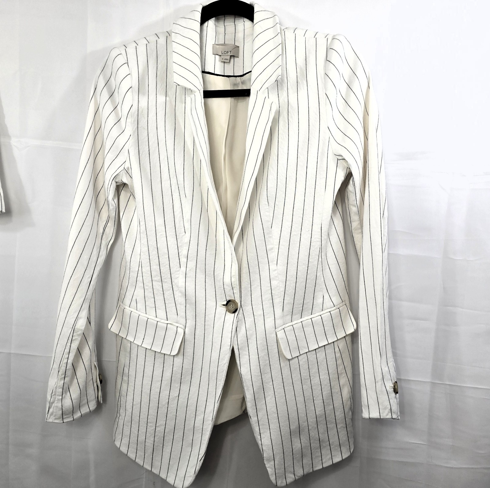 LOFT Linen Blend Blazer & Shorts 2 Pc Set Women’s 8/4 Pinstripe White