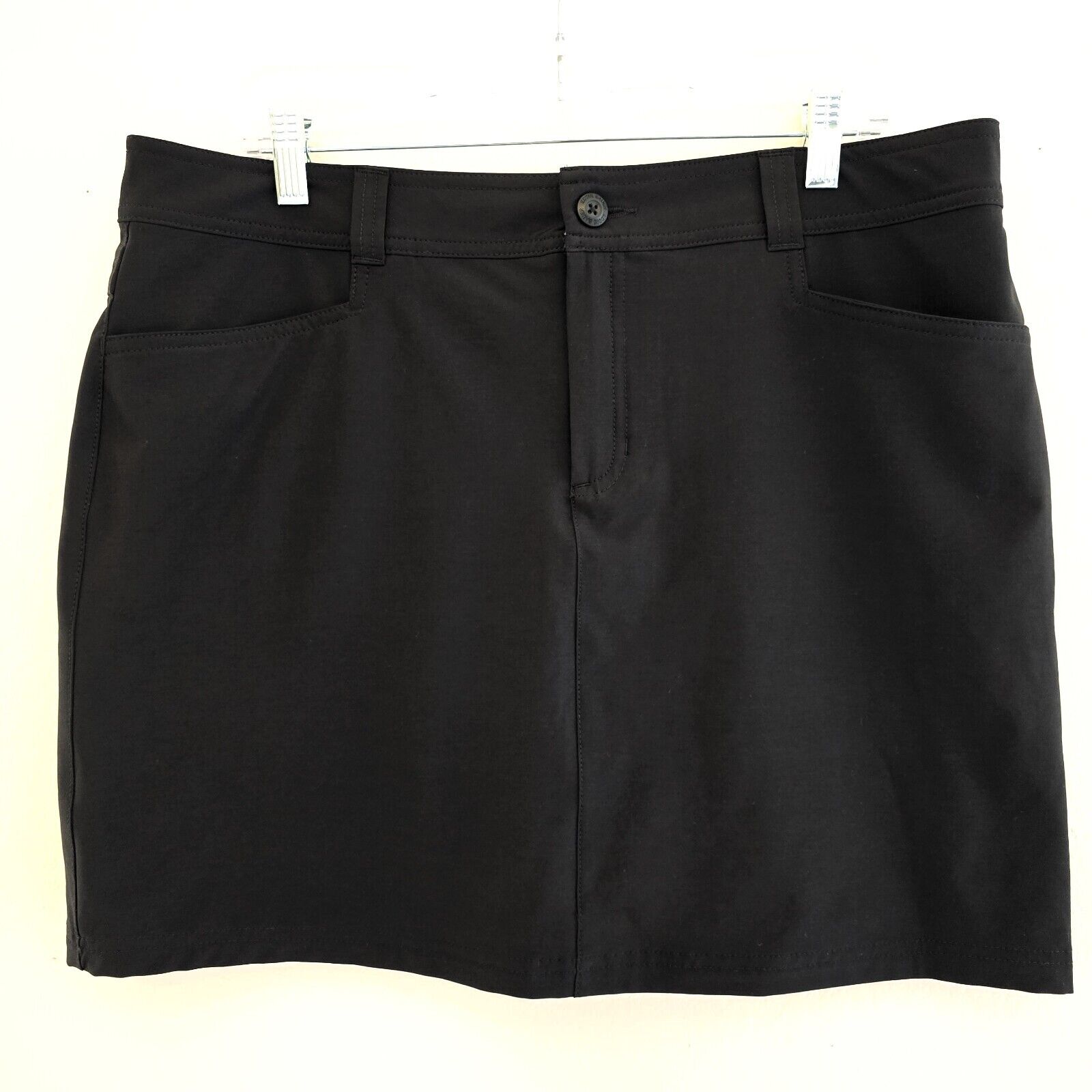 Eddie Bauer Women's Adventurer 2.0 Skort UPF 50 – Black, Size 12