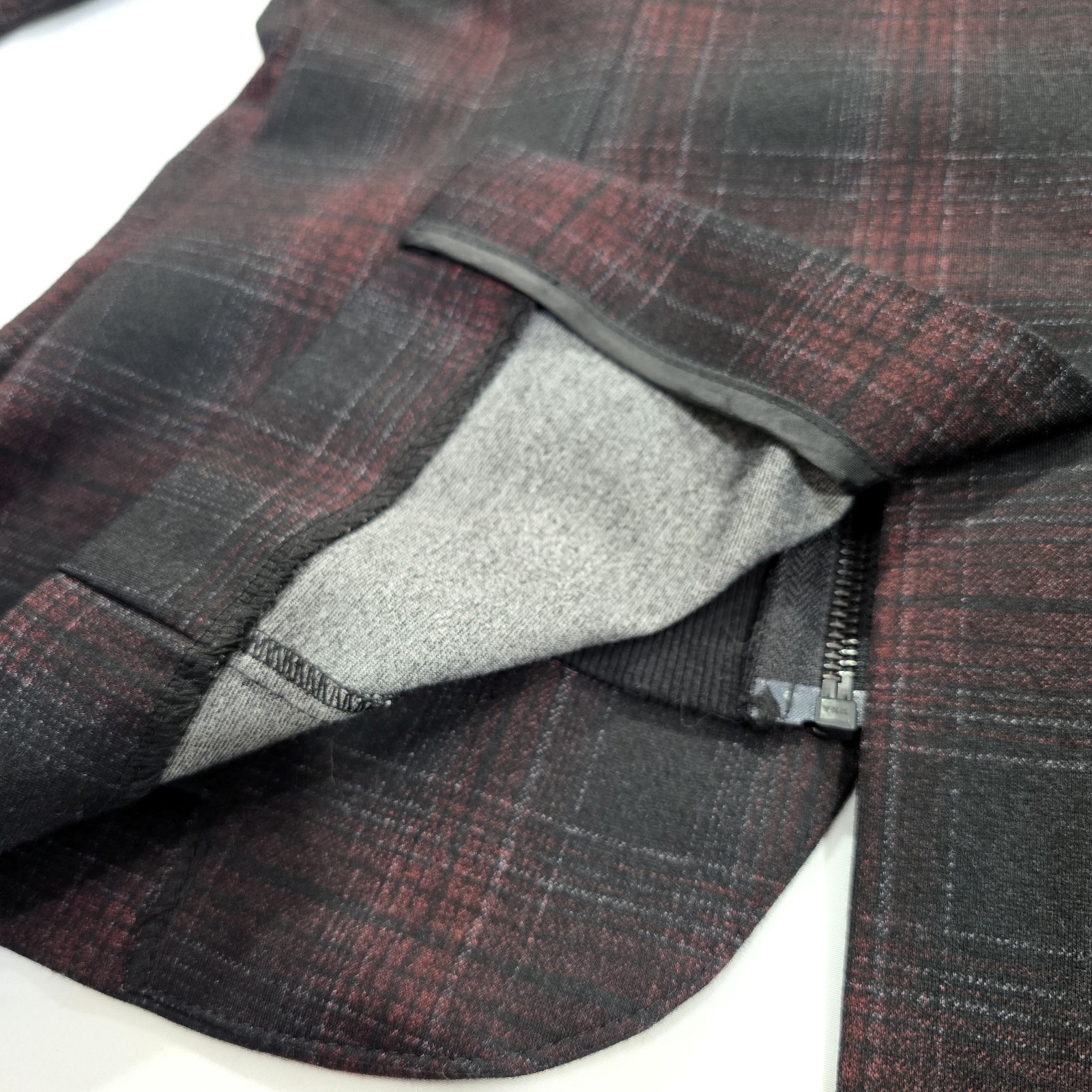 Liverpool LA Burgundy Plaid Boyfriend Blazer Size S with Removable Hoodie