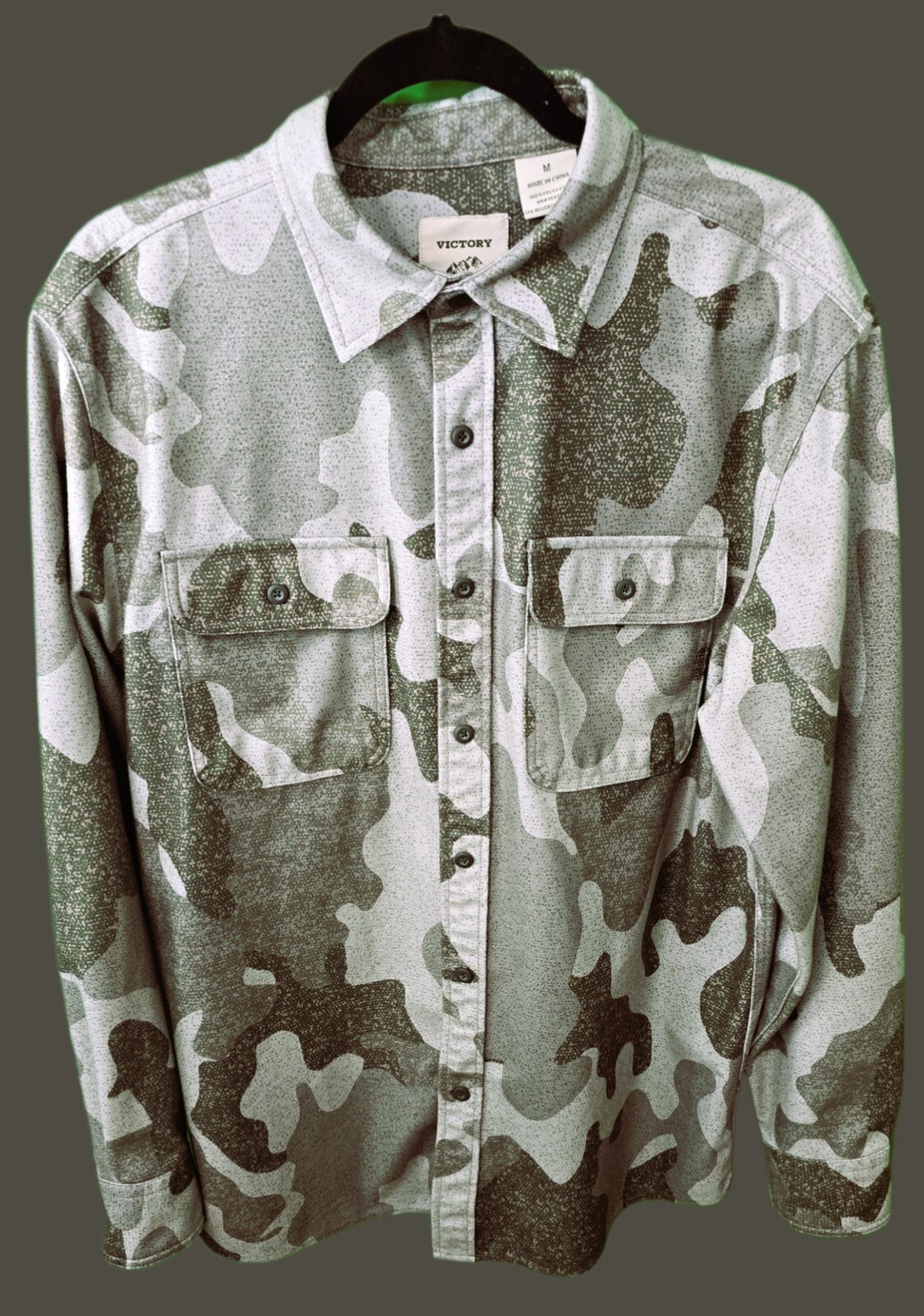 Victory Outfitters Men’s Long Sleeve 2-Pocket Shirt – Gray Camo – Size Medium