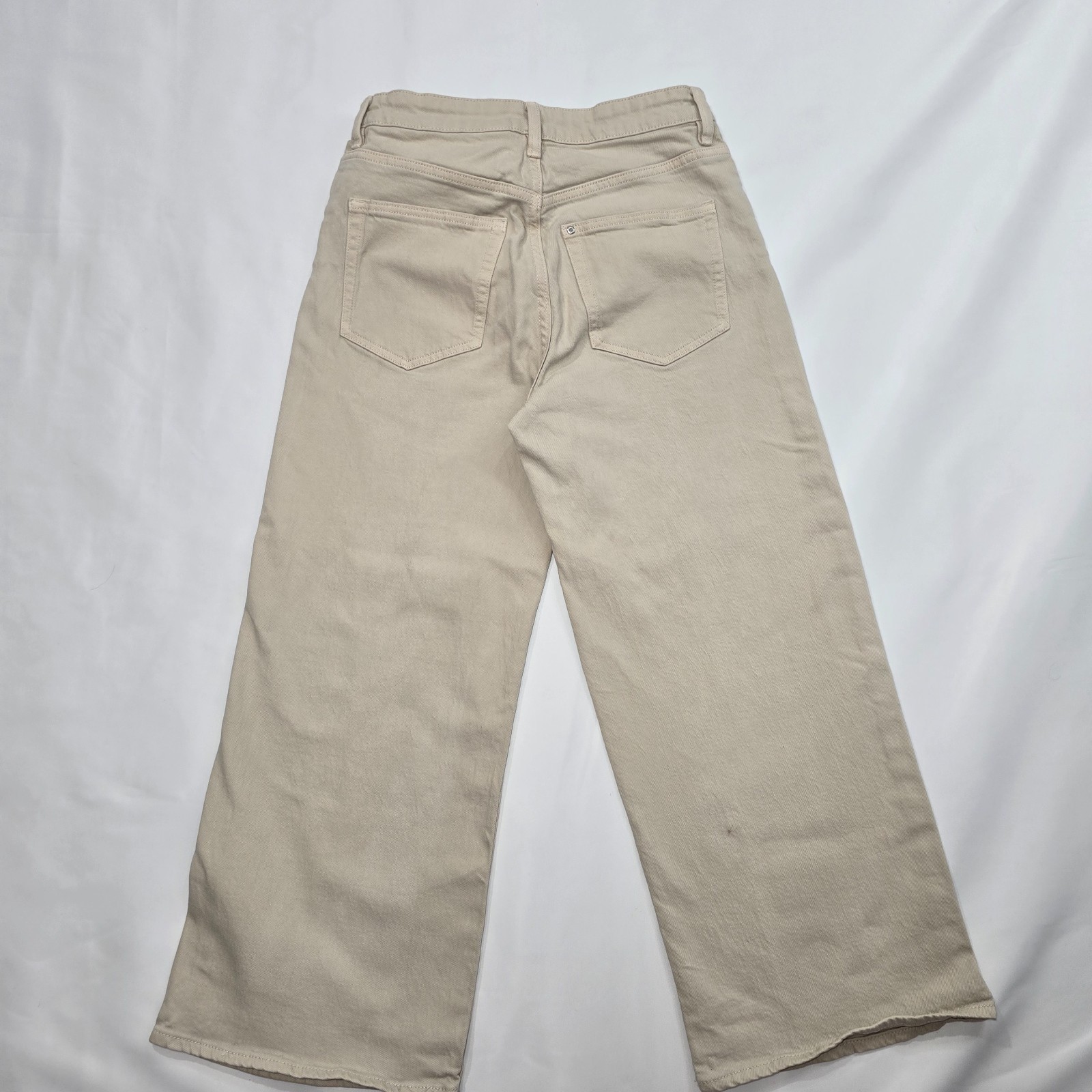 H&M Denim High Rise Wide Leg Cropped Jeans Cream Women’s Size 6