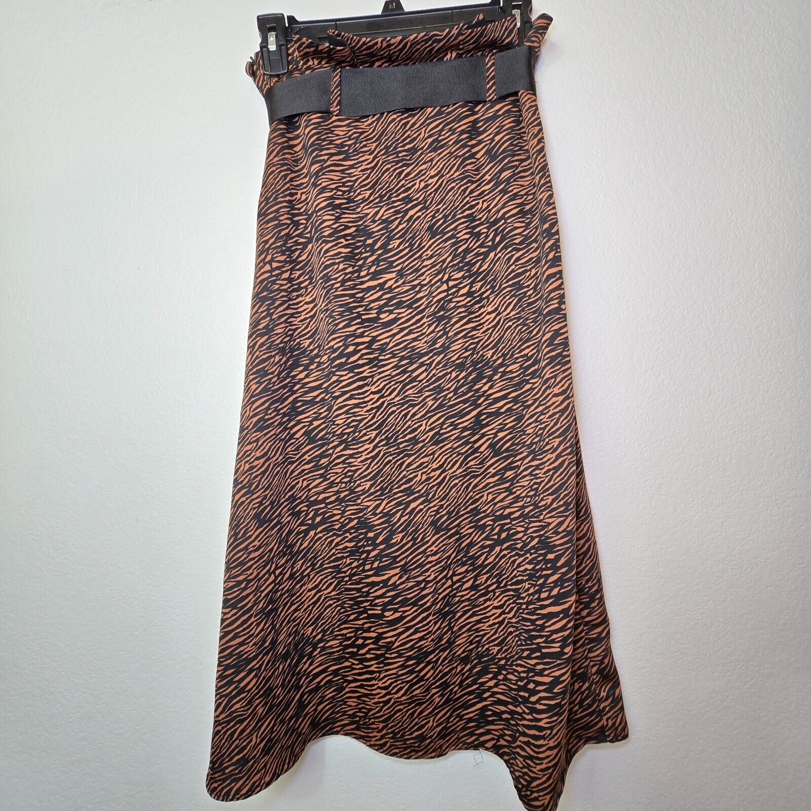ZARA Animal Print Midi Skirt with Belt - Size XS – Flowy Black & Brown
