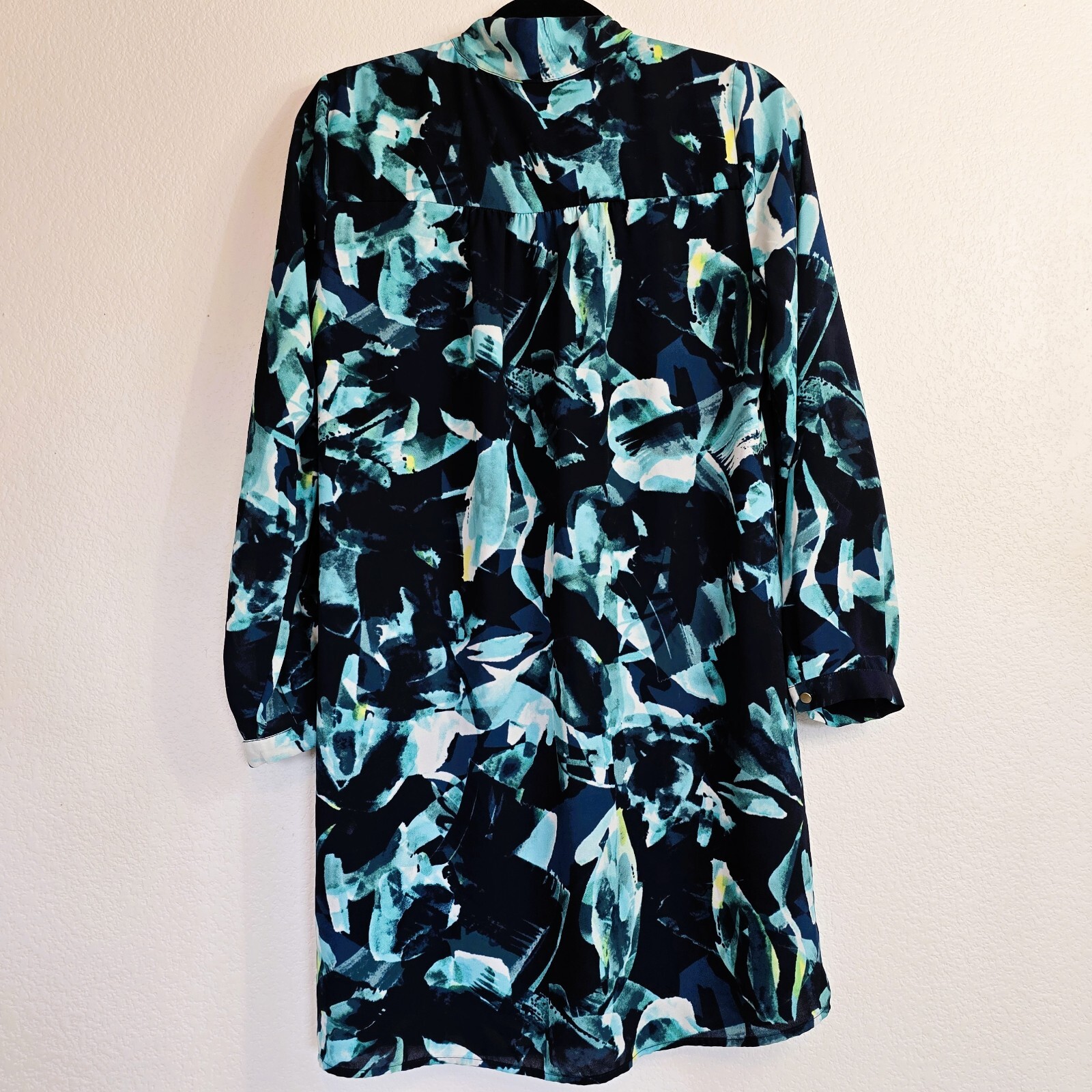 Cupio Tie Neck Abstract Dress Size S Long Sleeve Lined Blue Shift Style