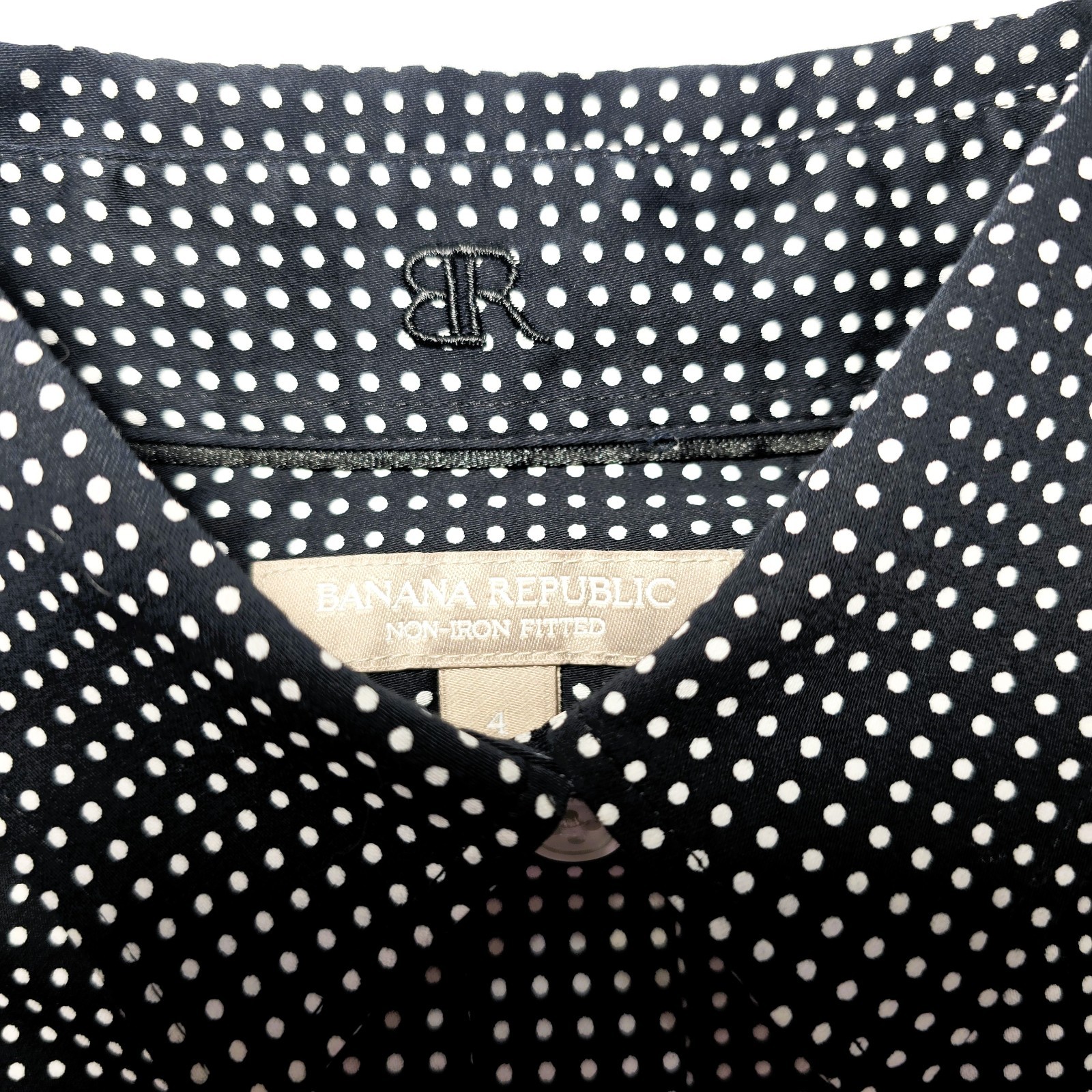 Banana Republic Women’s Slim-Fit Polka Dot Button Down Shirt Size 4 Black