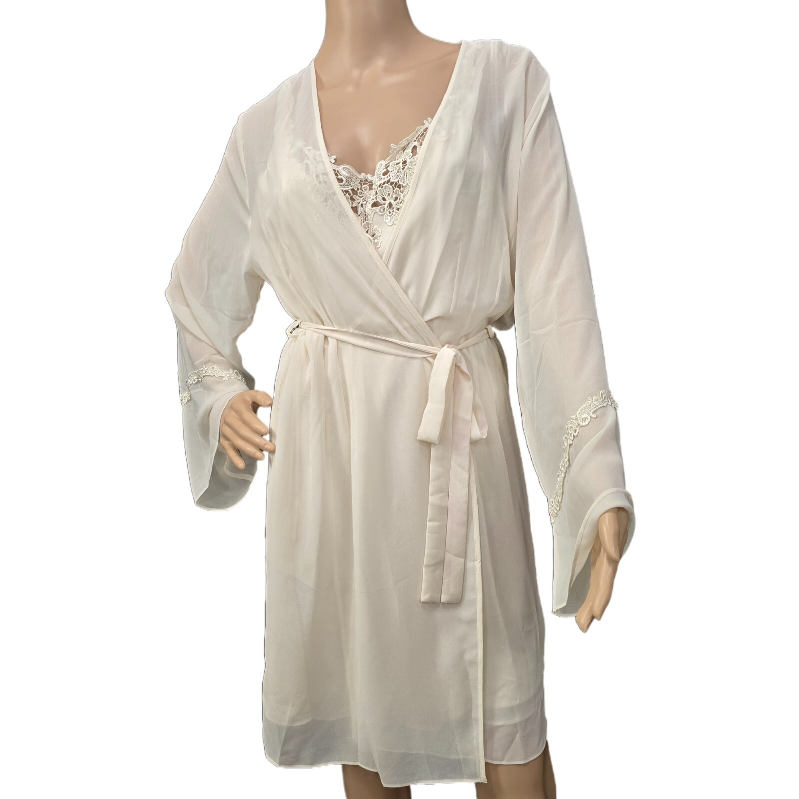 NWT VALERIE STEVENS NIGHTGOWN & ROBE SET, CREAM, SIZE S
