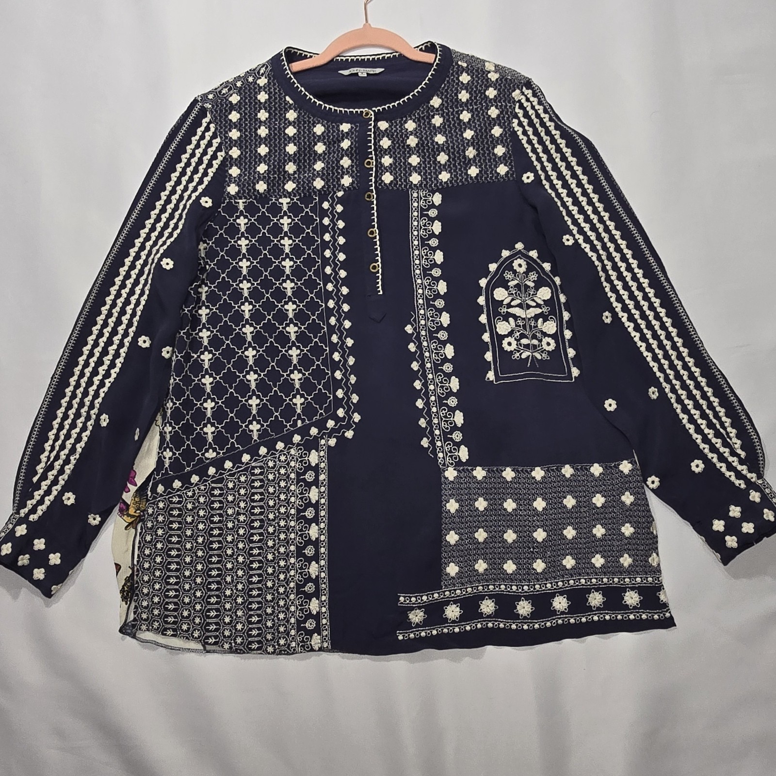 John Mark Women's Floral Embroidered Back Detail Long Sleeve Top S