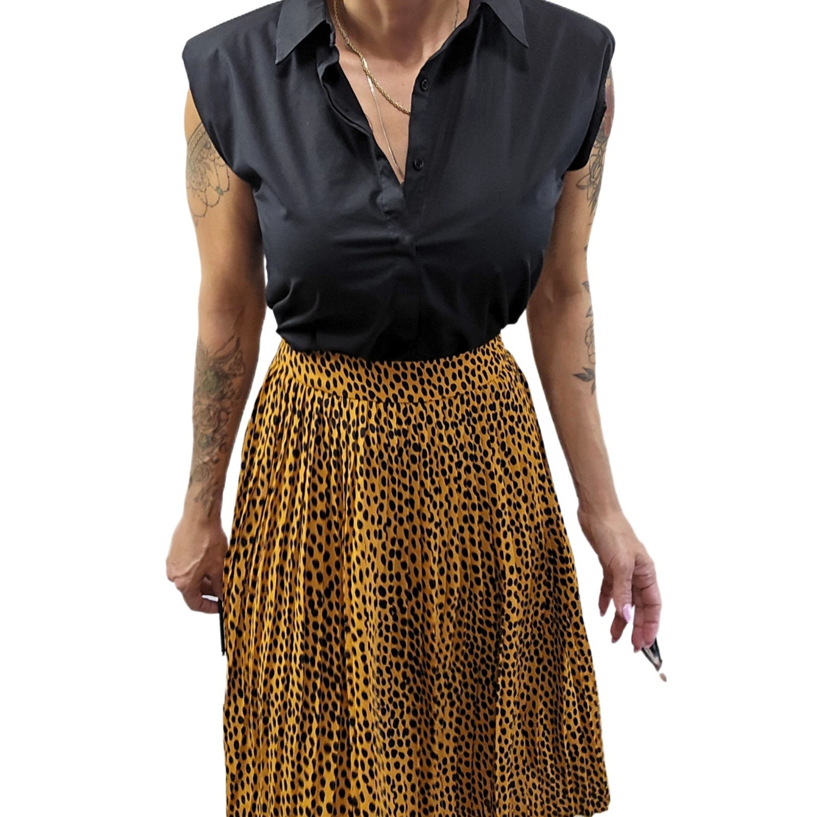 J.Crew pleated midi skirt in leopard print, labeled Women’s Size 4P.