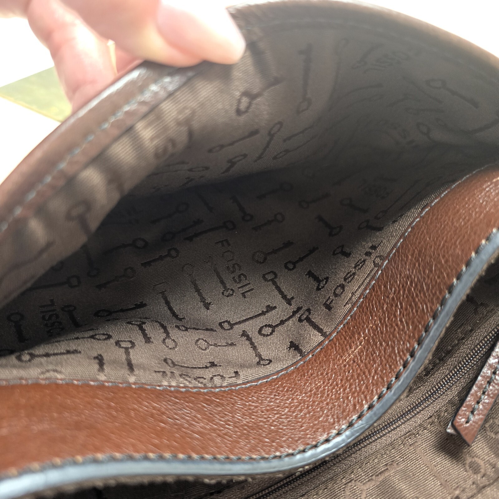 Fossil Vintage Genuine Leather & Suede Purse – Brown – Excellent Condition