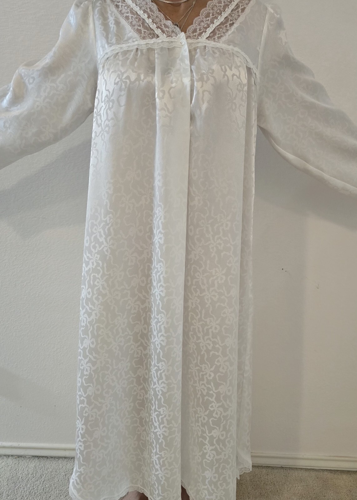 Christian Dior Pure Silk Vintage Nightgown – Timeless Luxury in Size M