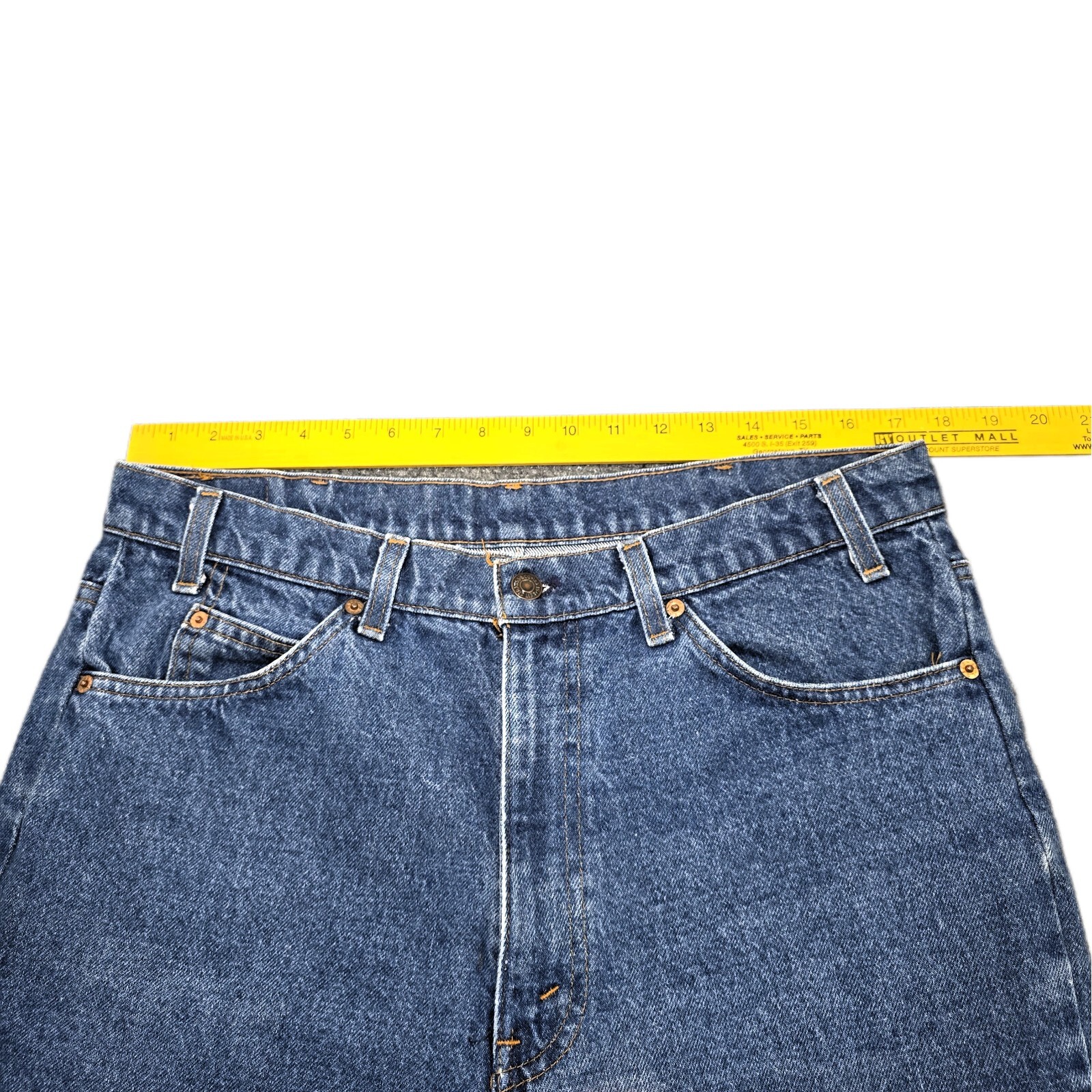 Iconic Vintage Levi’s Jeans – Men’s Size 36 with Orange Tab!