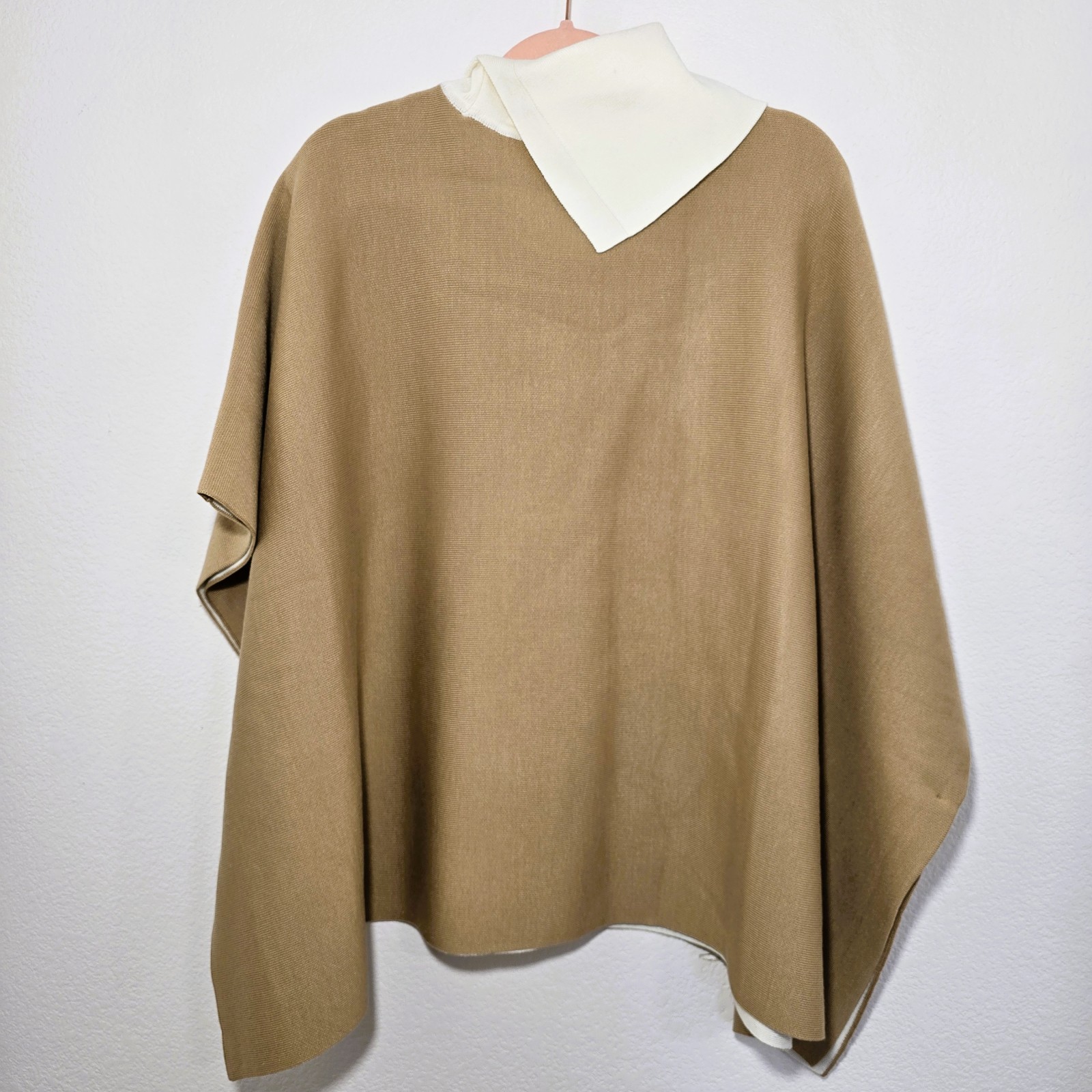 Anne Klein Double Face Poncho Sweater Size L Tan Cream Split Collar