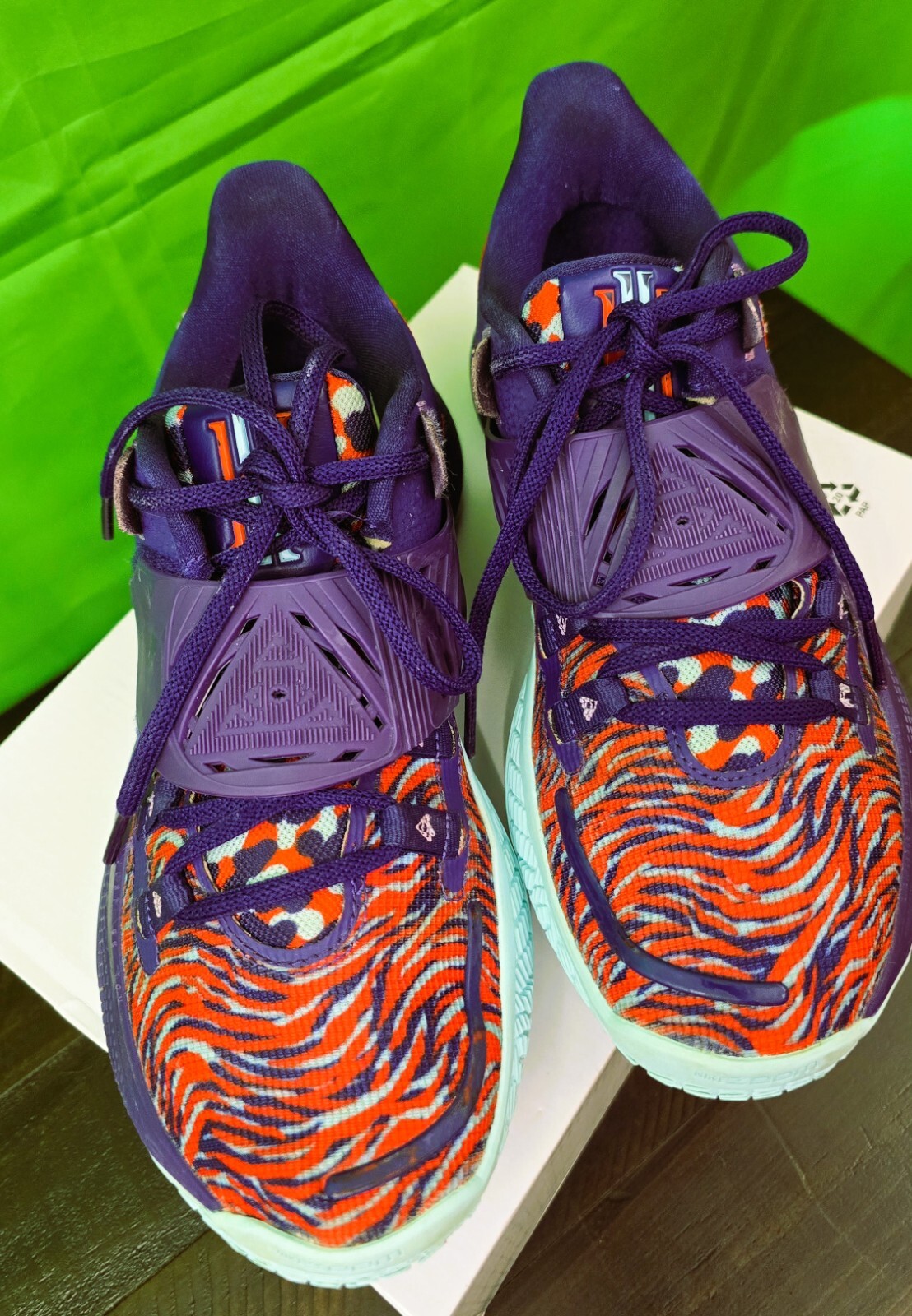 Nike Kyrie Low 3 Orchid Purple Men's Basketball Shoes Sneakers Size 7.5 US
