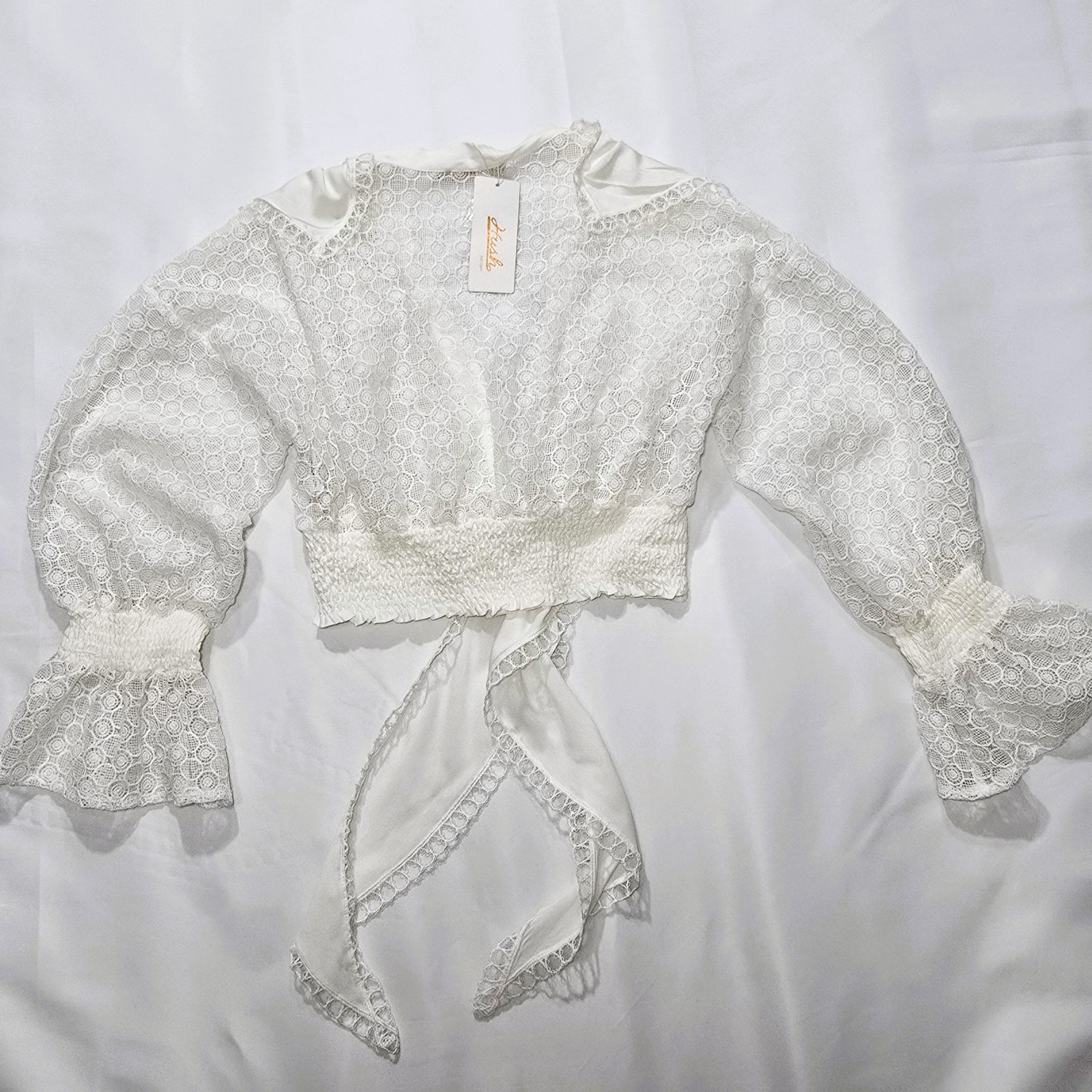 HUSH Women’s Off White Lace Ruffle Boho Cropped Blouse Long Sleeve Sz S