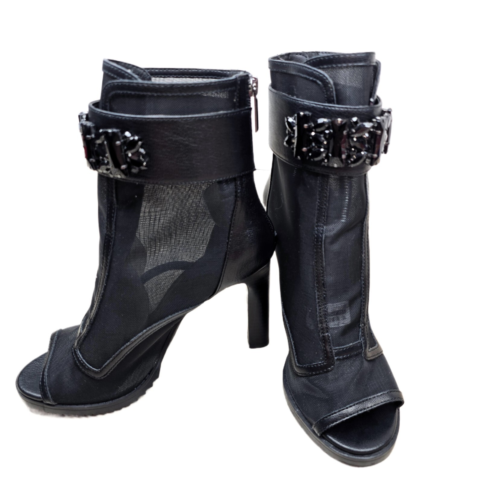 Karl Lagerfeld Paris Women's Blayze Lug Sole Fashion Ankle Booties – Size 8M