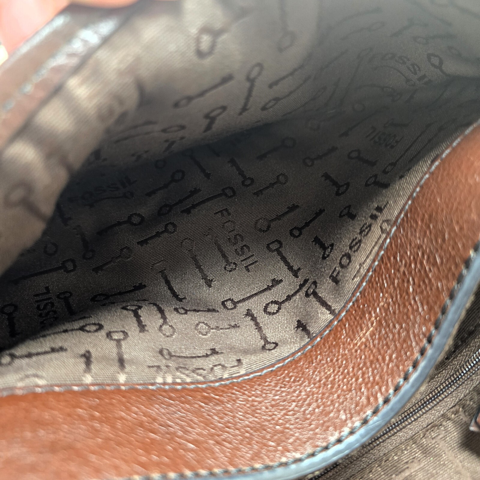 Fossil Vintage Genuine Leather & Suede Purse – Brown – Excellent Condition