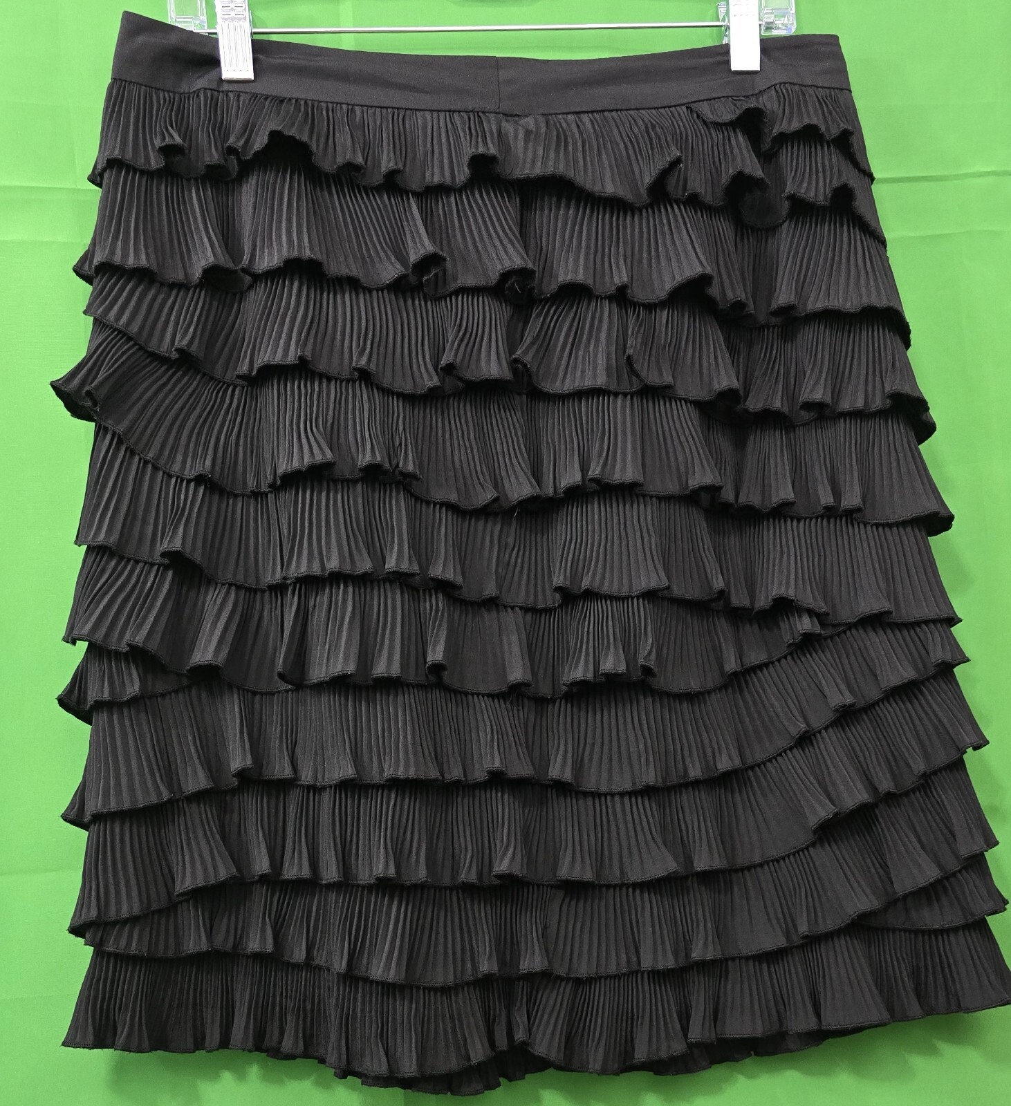 GRACIA Tiered Pleated Ruffles Knee-Length Skirt – Black – Size L