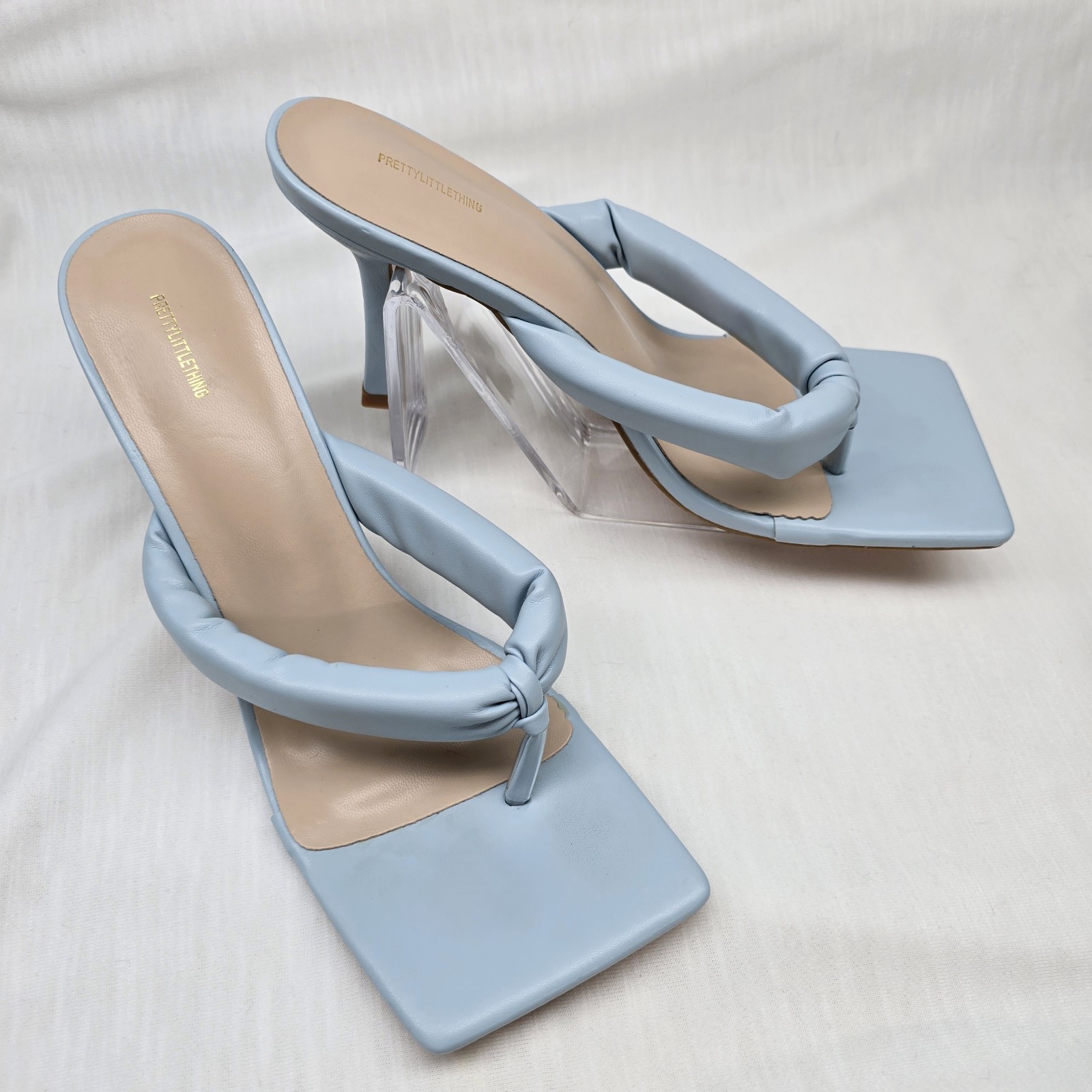 PrettyLittleThing Women's Blue Square Toe Thong Mid Heel Sandals US 8 – New