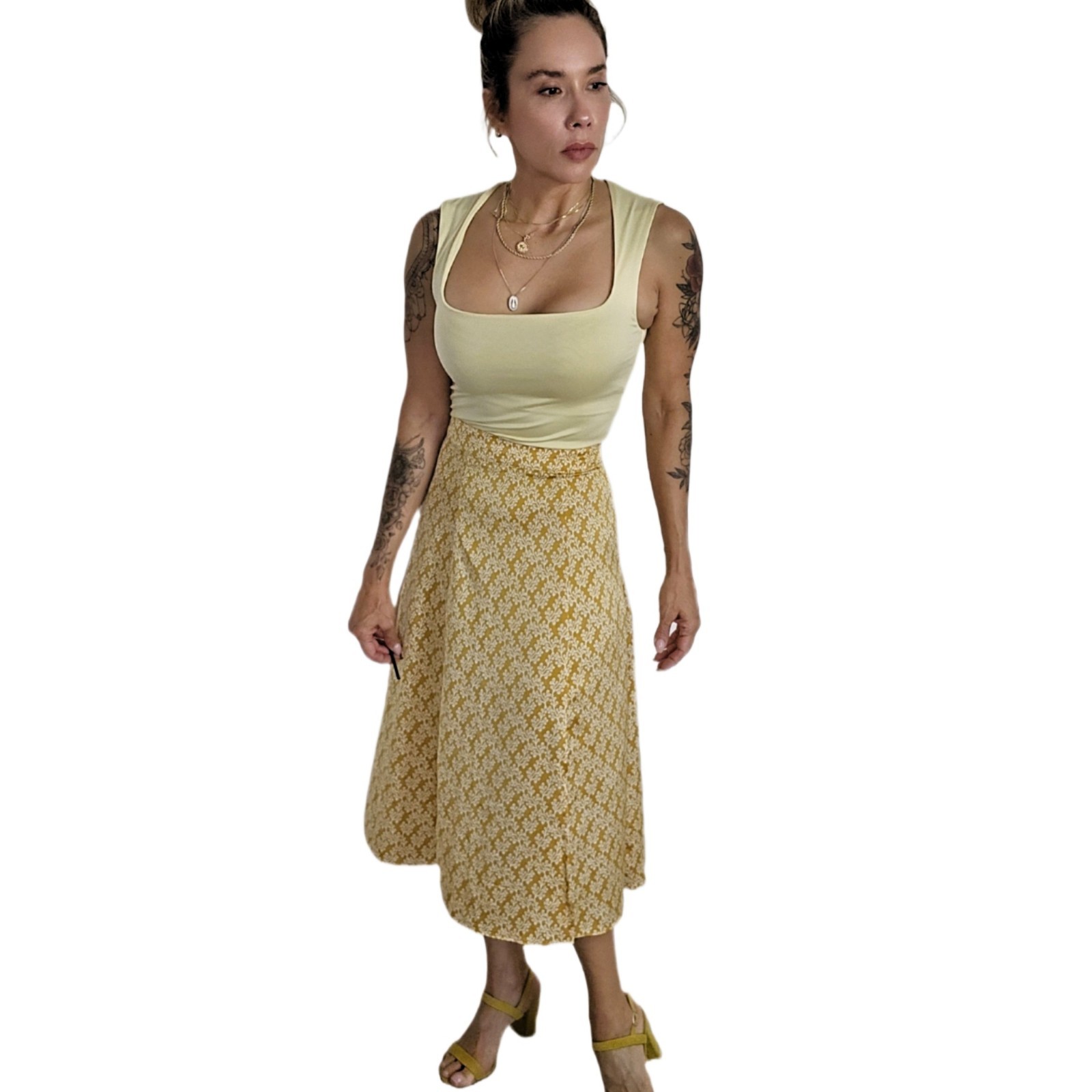 LOFT Gold Floral Satin Midi Skirt Size 0 A-Line Front Slit Yellow White Floral