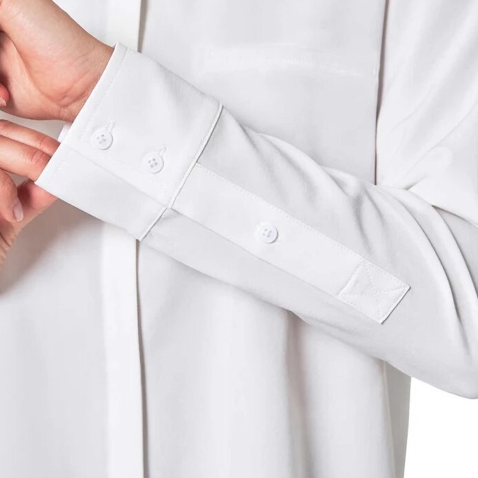 Modern Ambition Women's Delightfully Technical Travel Shirt – Size S White