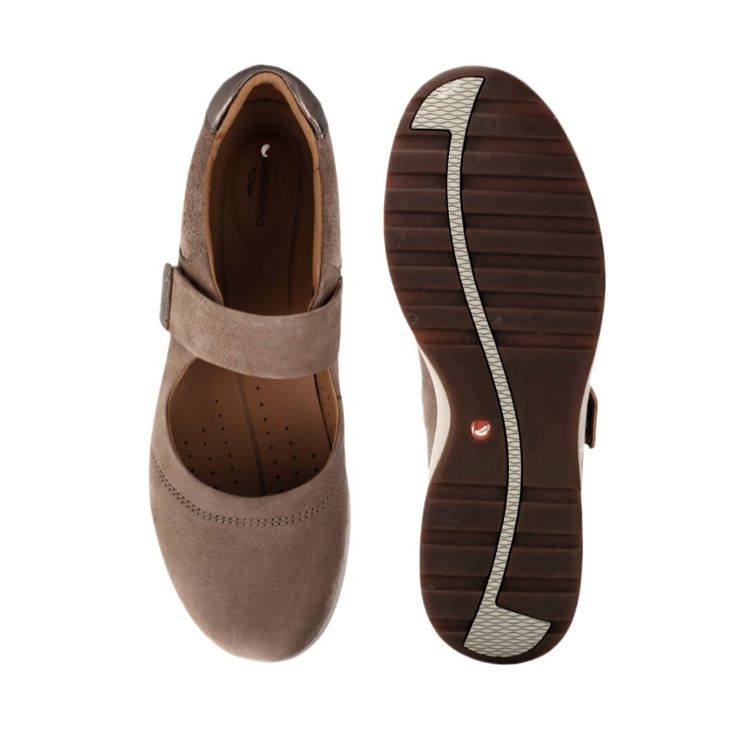Clarks Un Adorn Strap Women's Casual Sneakers – Cris-Beige, Size 7.5