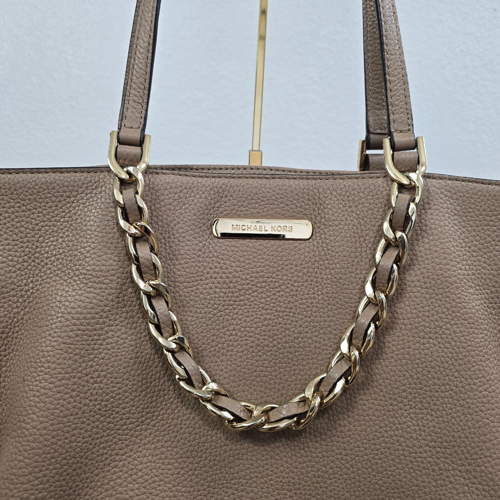 Michael Kors Harper Tote Large Khaki Shoulder Bag Leather Gold Chain MK