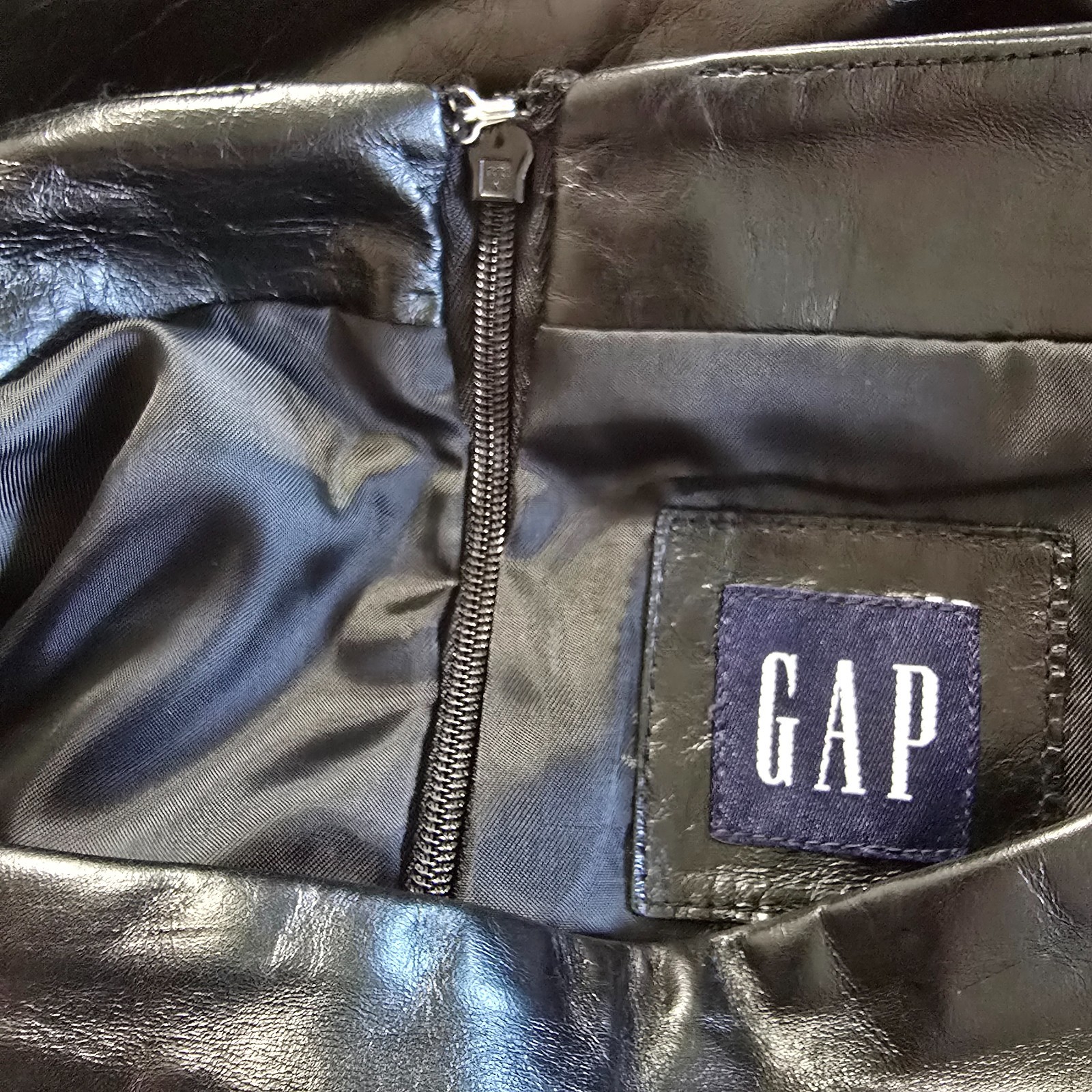 Vintage Y2K GAP Black Genuine Leather A-Line Skirt Size 1 – 29” Waist Lined