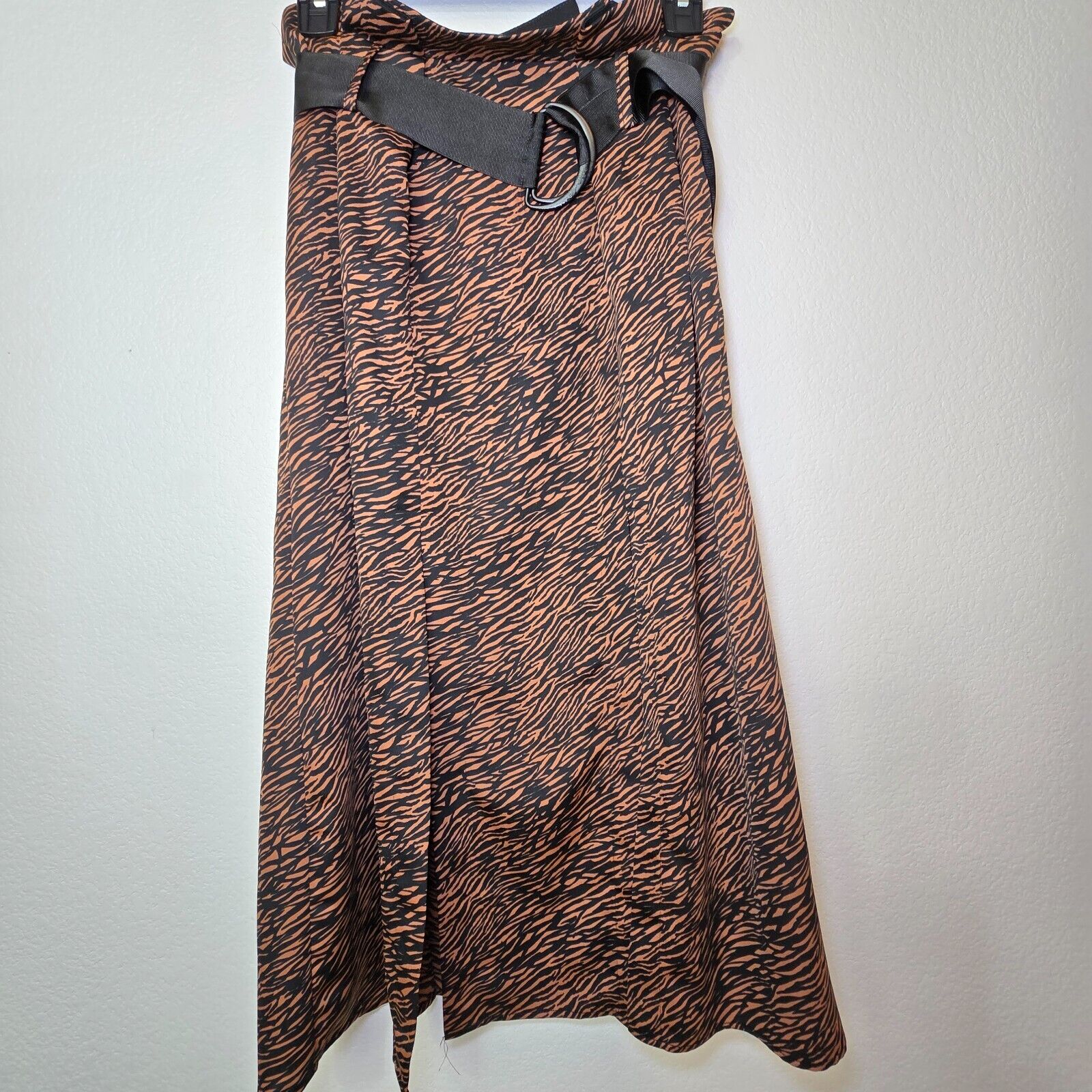 ZARA Animal Print Midi Skirt with Belt - Size XS – Flowy Black & Brown