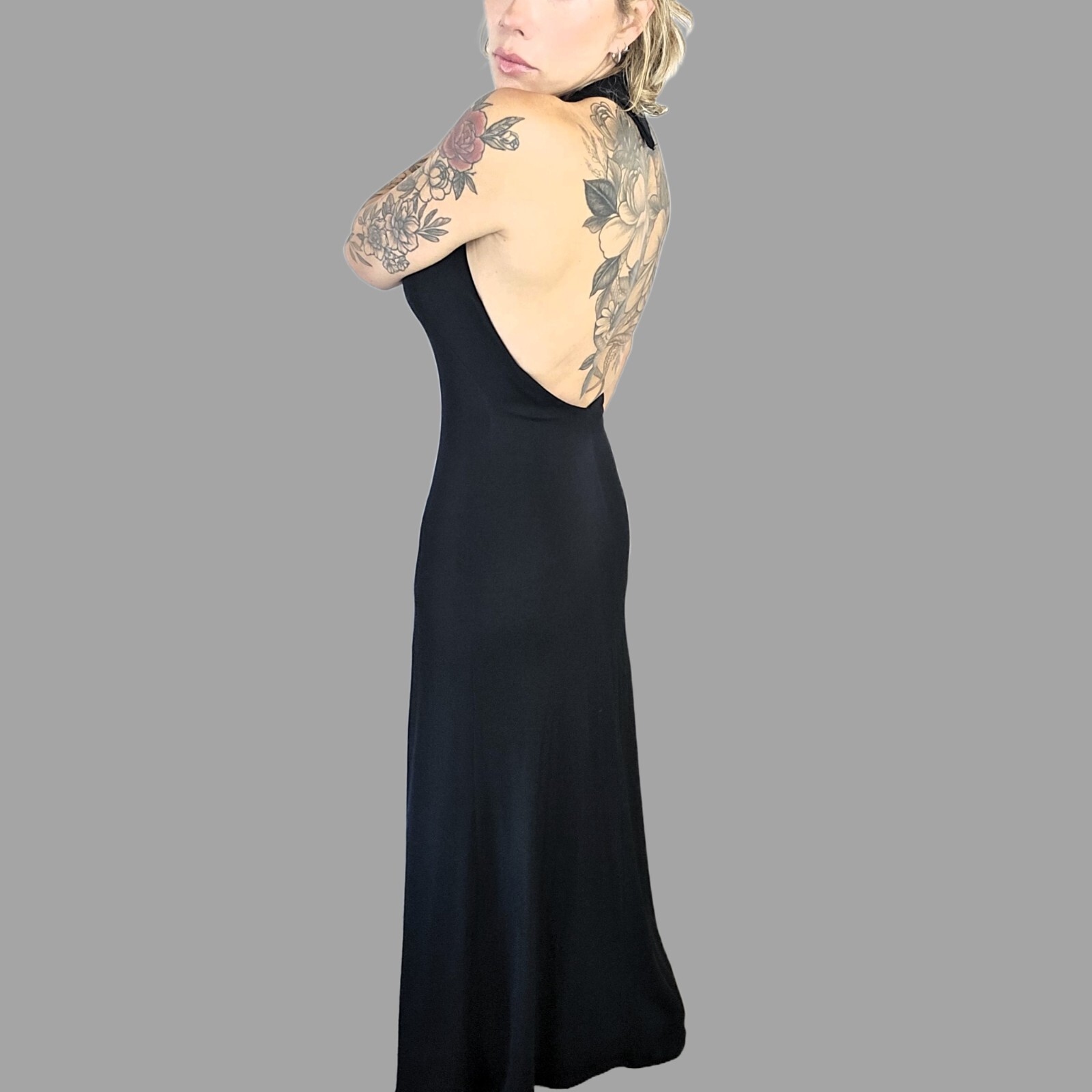 David Meister Women's Dress - Size 6 - Black - Sleeveless Halter with Low Back