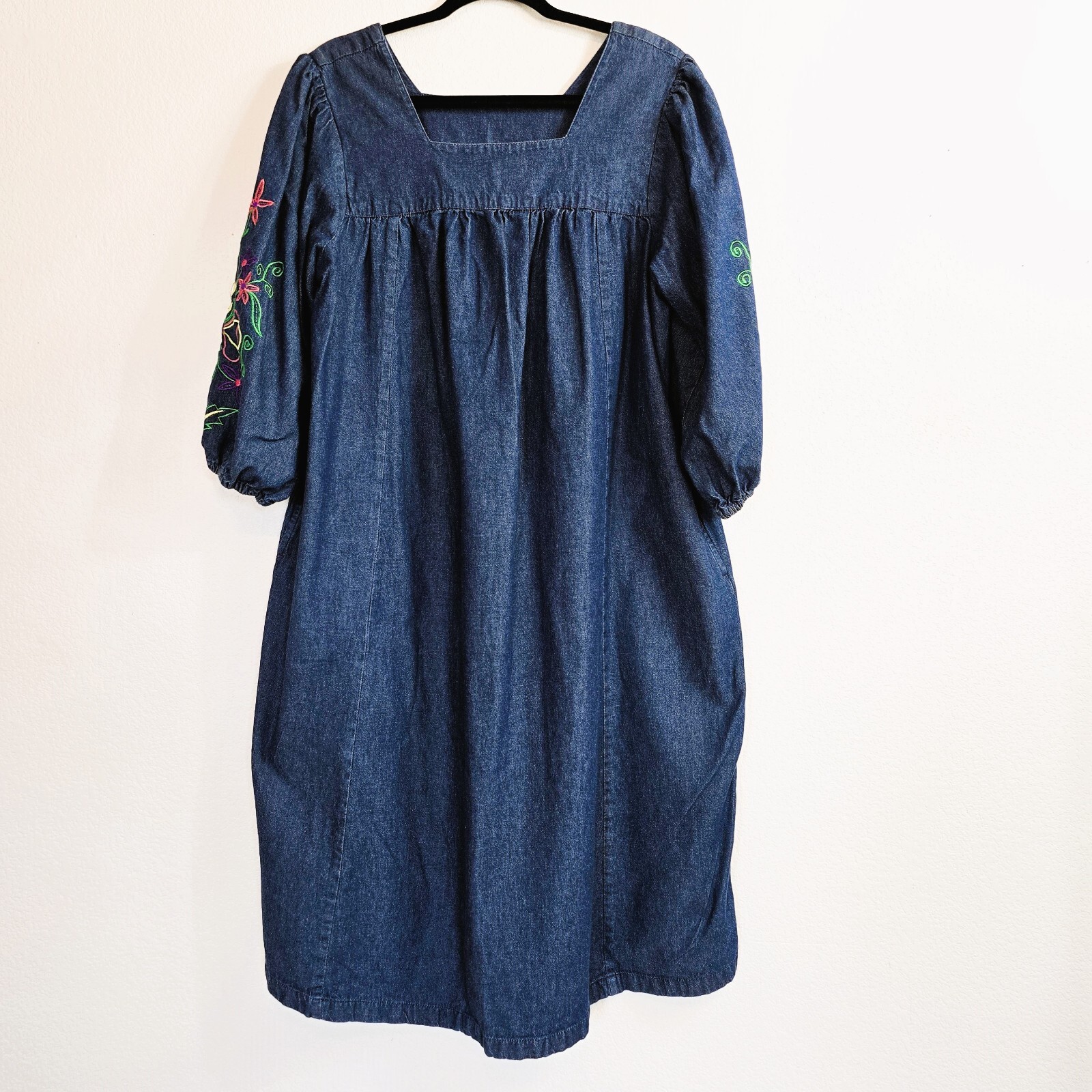 VTG Naqui NY 1XL Denim Embroidered Boho Cottagecore Midi Dress w/ Pockets