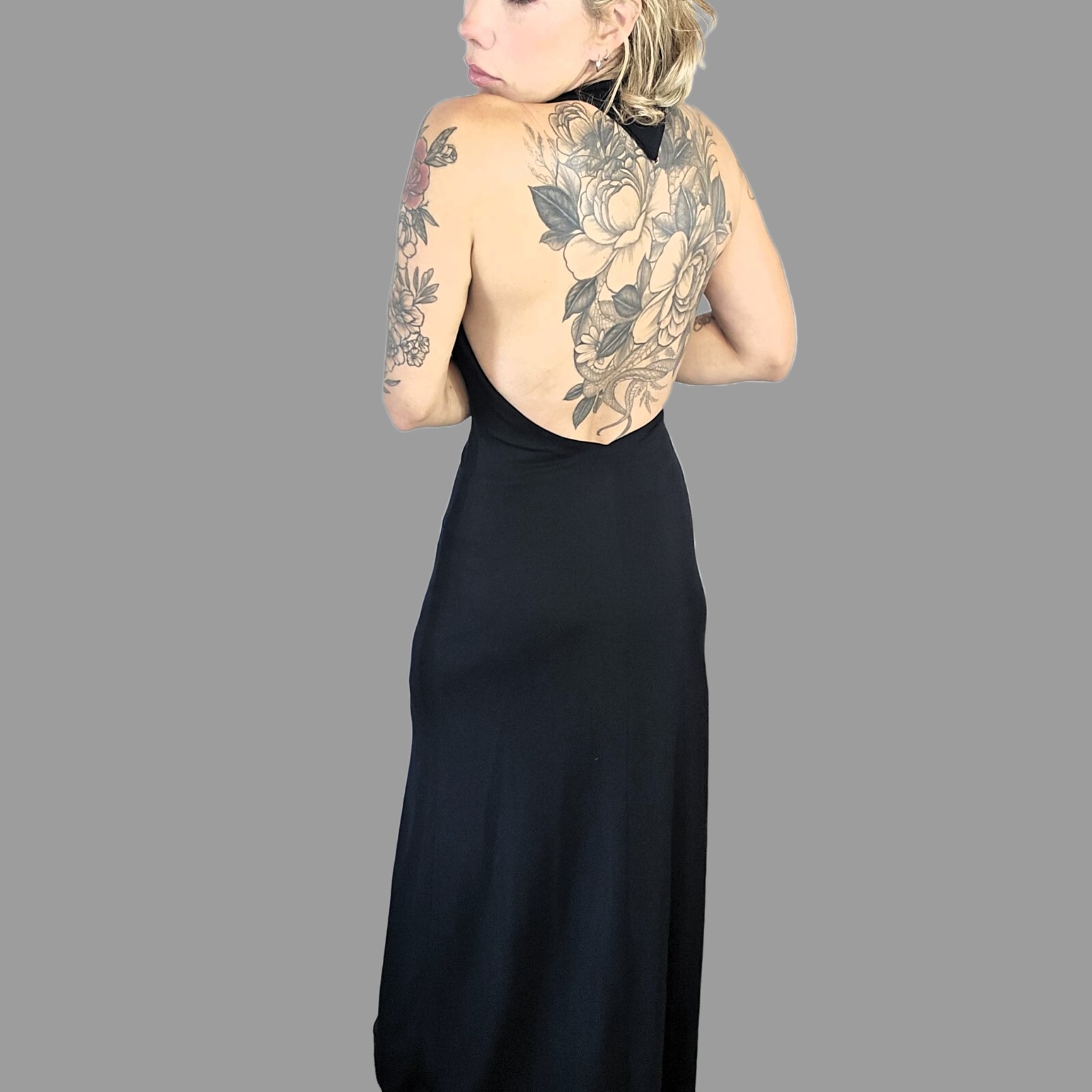 David Meister Women's Dress - Size 6 - Black - Sleeveless Halter with Low Back