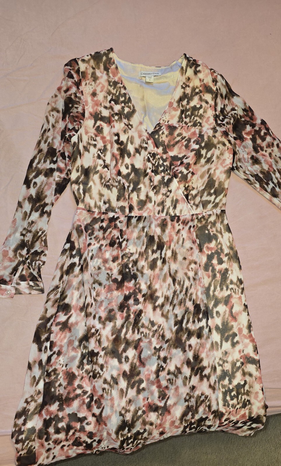 Beautiful Coldwater Creek Watercolor Print Dress - Size 6 - Perfect for You!