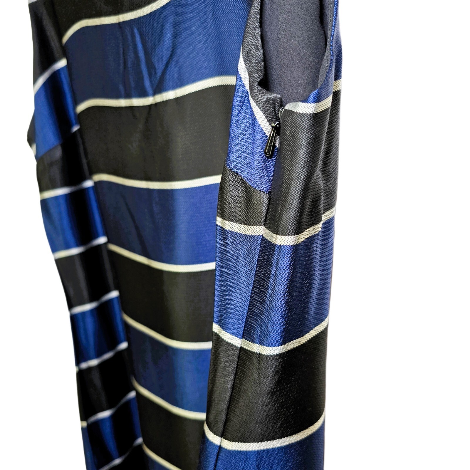 Banana Republic Women’s Size 6 Striped Shift Dress Navy Black Ruffle Neck Sleeve