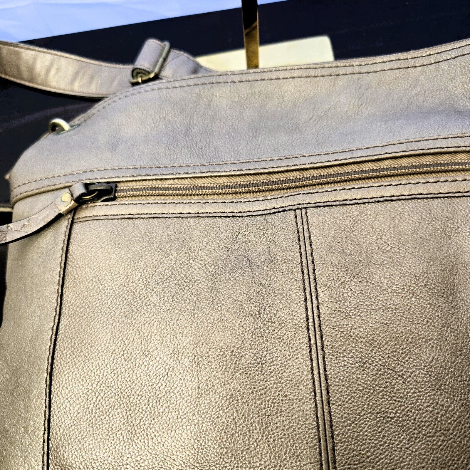 FOSSIL Medium Gold Metallic Leather Crossbody Bag – Long Live Vintage Collection