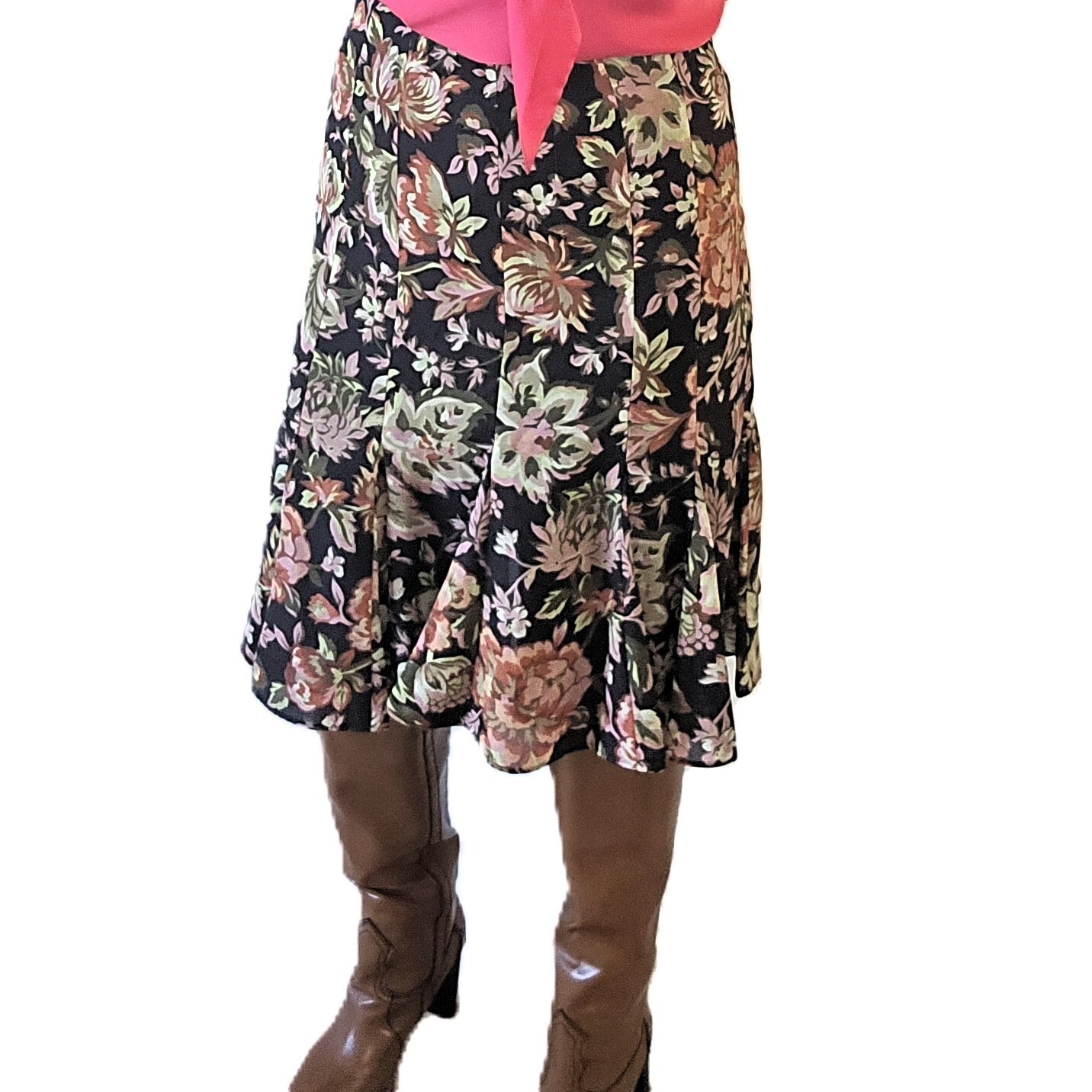 Ann Taylor LOFT Knee-Length Floral Skirt – Effortless Elegance in Size 10