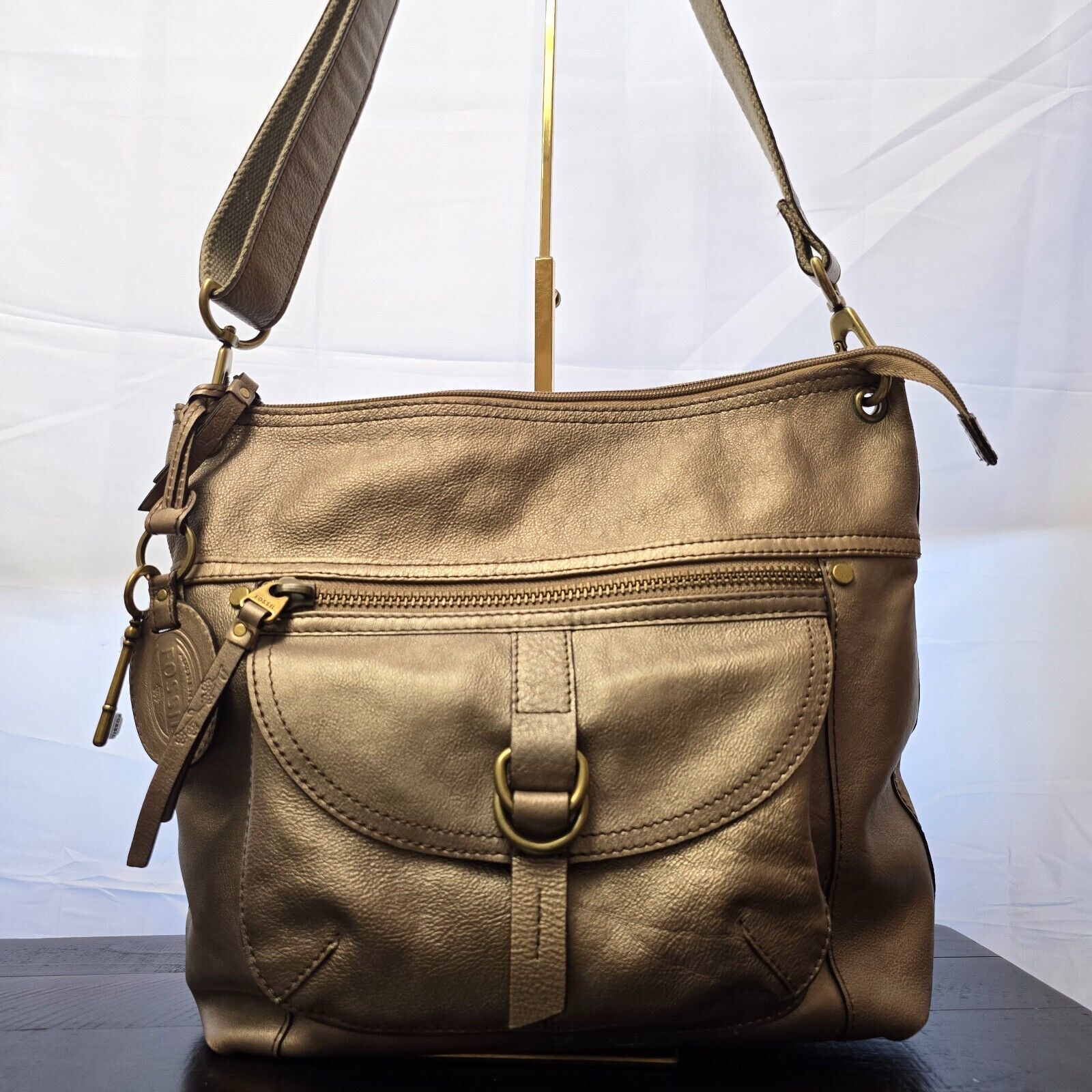 FOSSIL Medium Gold Metallic Leather Crossbody Bag – Long Live Vintage Collection