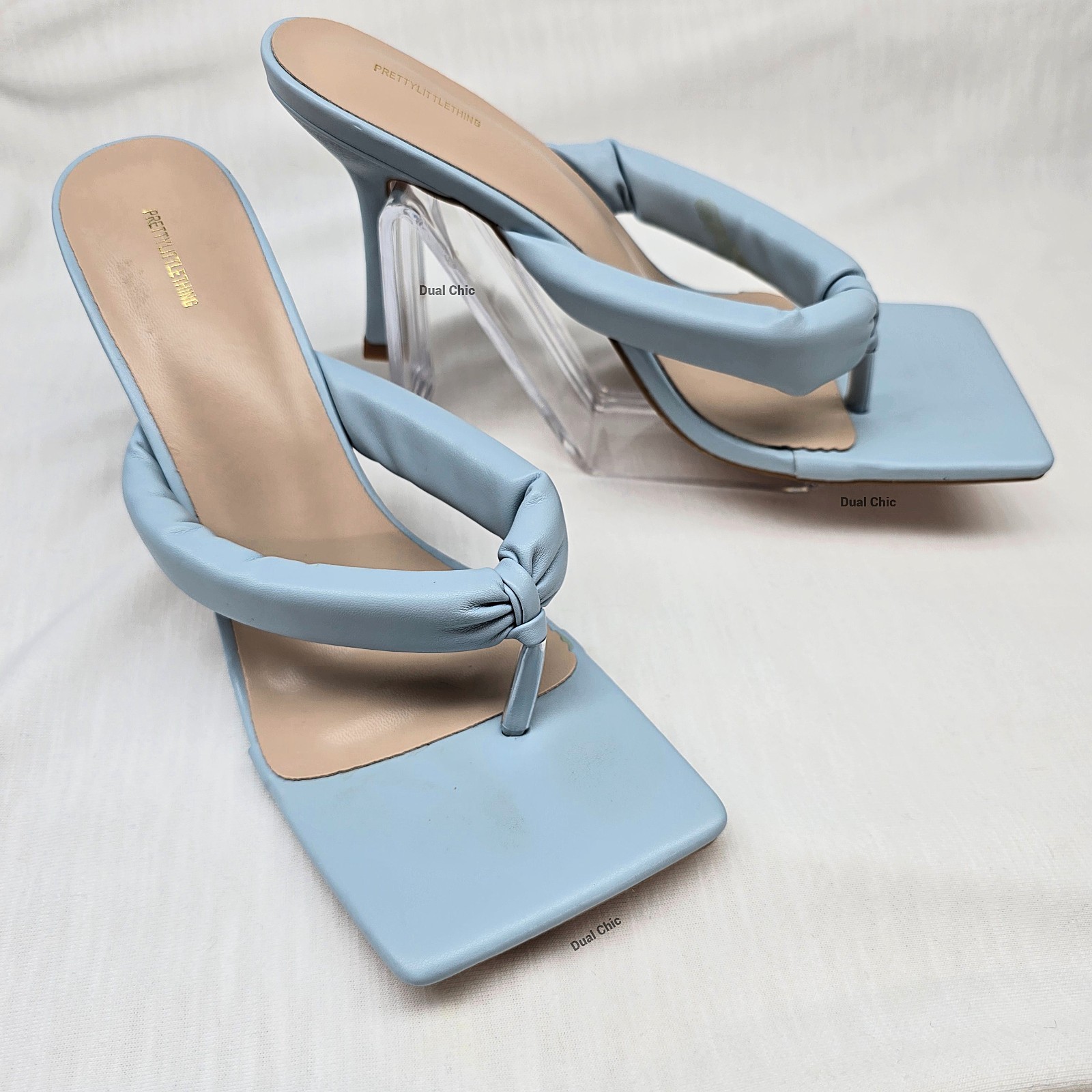PrettyLittleThing Women's Blue Square Toe Thong Mid Heel Sandals US 8 – New