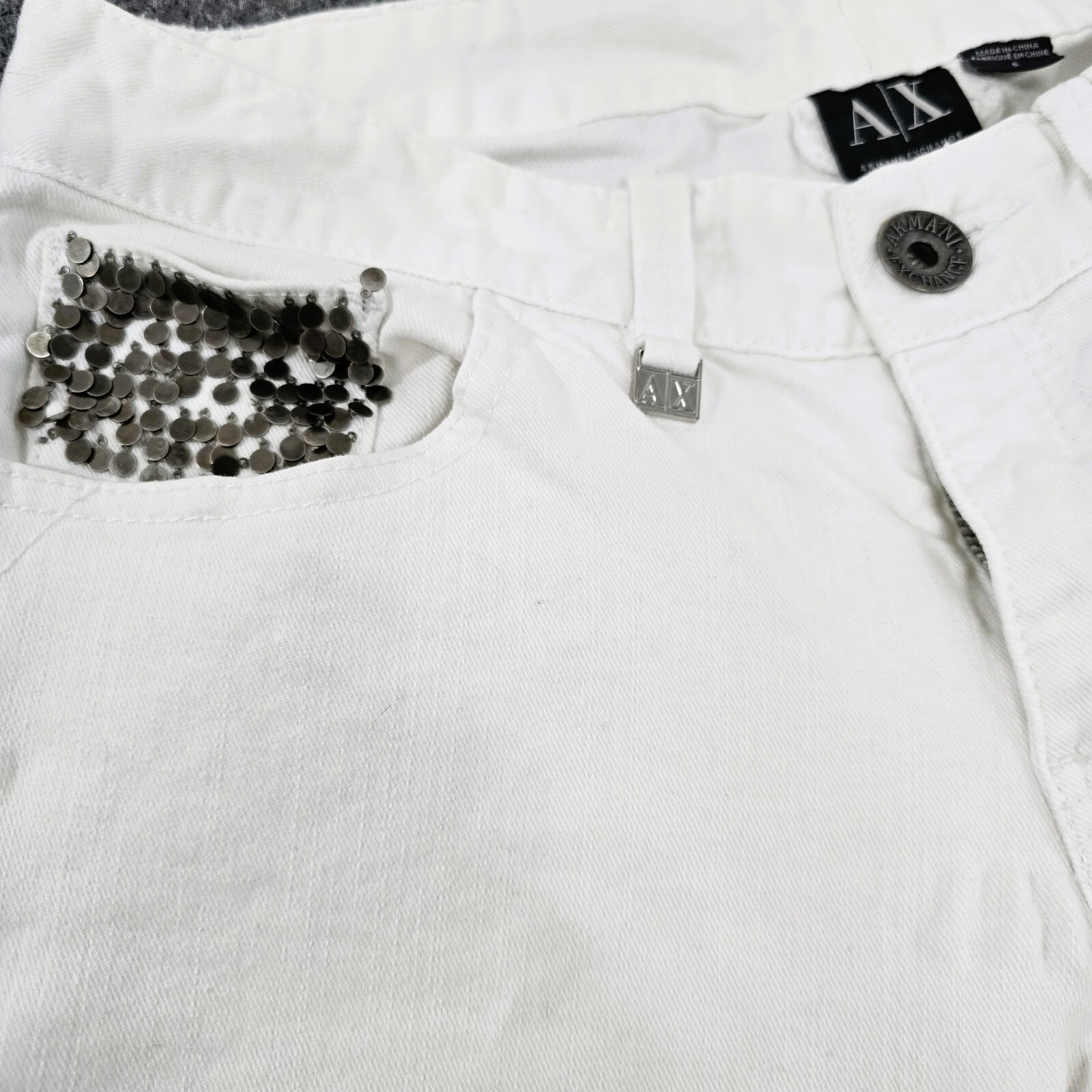 Armani Exchange Women’s Skinny White Jeans - Size 6 - Simply Stunning