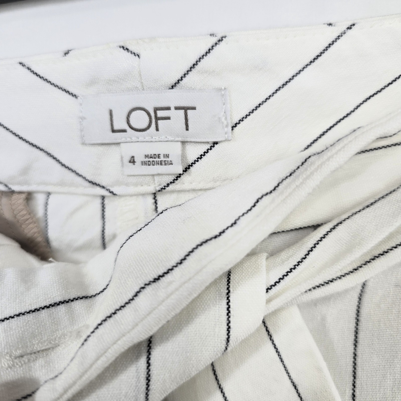 LOFT Linen Blend Blazer & Shorts 2 Pc Set Women’s 8/4 Pinstripe White