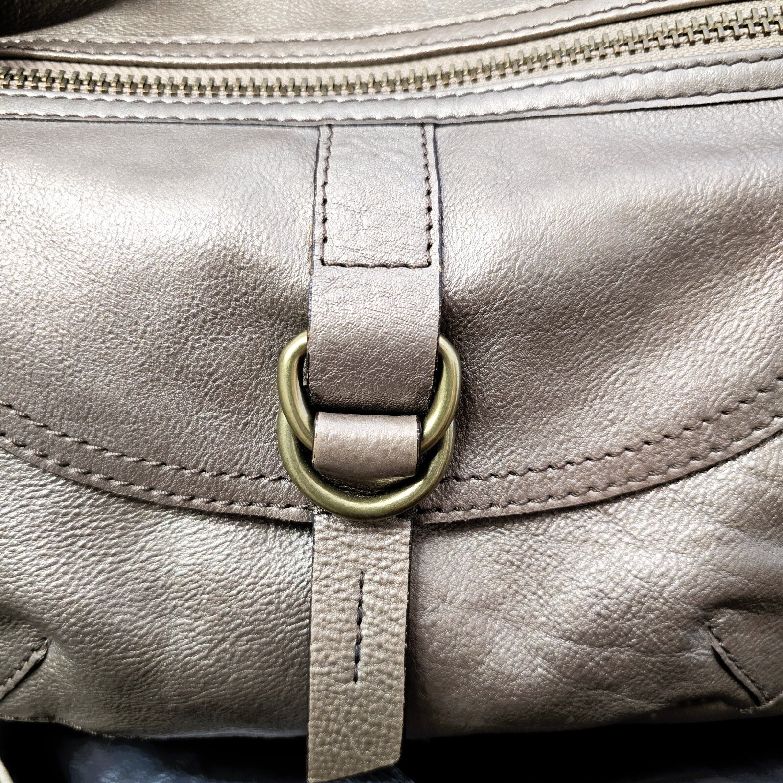FOSSIL Medium Gold Metallic Leather Crossbody Bag – Long Live Vintage Collection