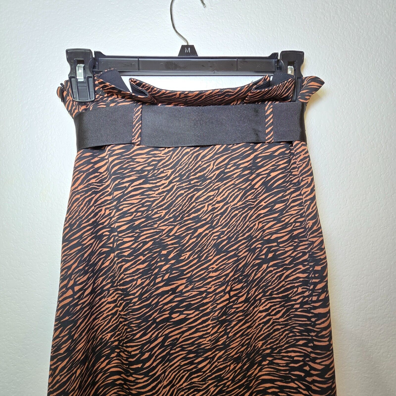 ZARA Animal Print Midi Skirt with Belt - Size XS – Flowy Black & Brown