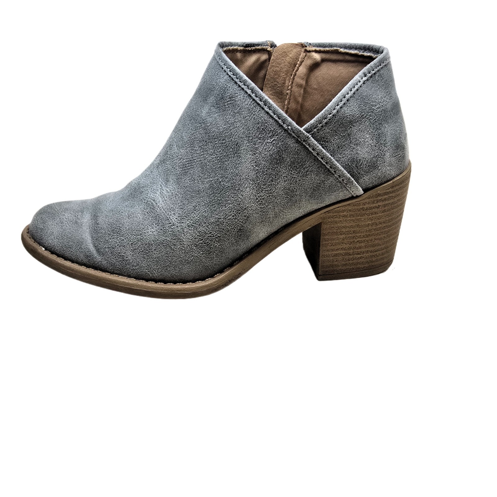 Qupid Women’s Ash Gray Block Heel Pointed Toe Ankle Booties Size 7.5