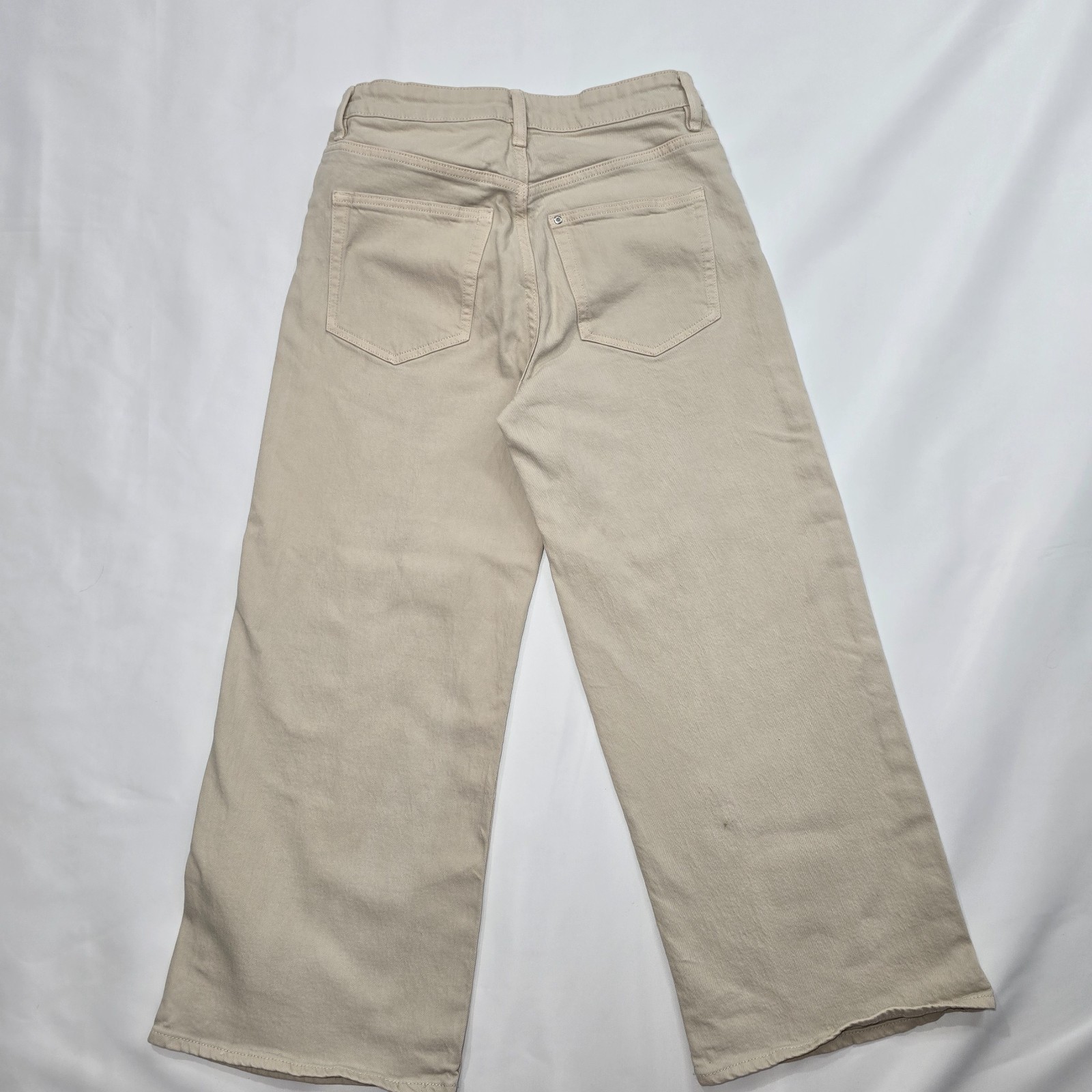 H&M Denim High Rise Wide Leg Cropped Jeans Cream Women’s Size 6