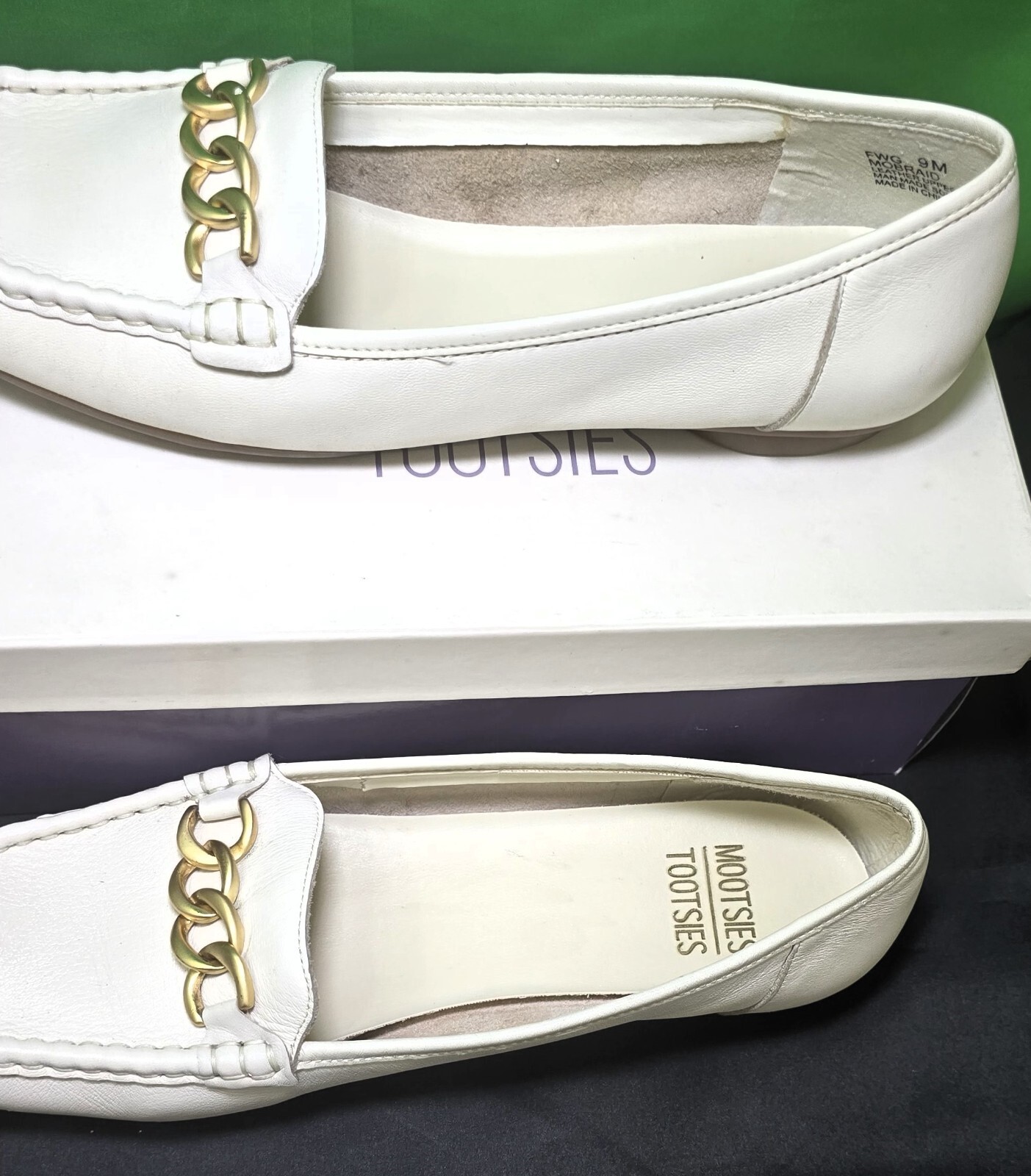 Mootsies Tootsies Piccalo Cream Colored Leather Loafers - Size 9