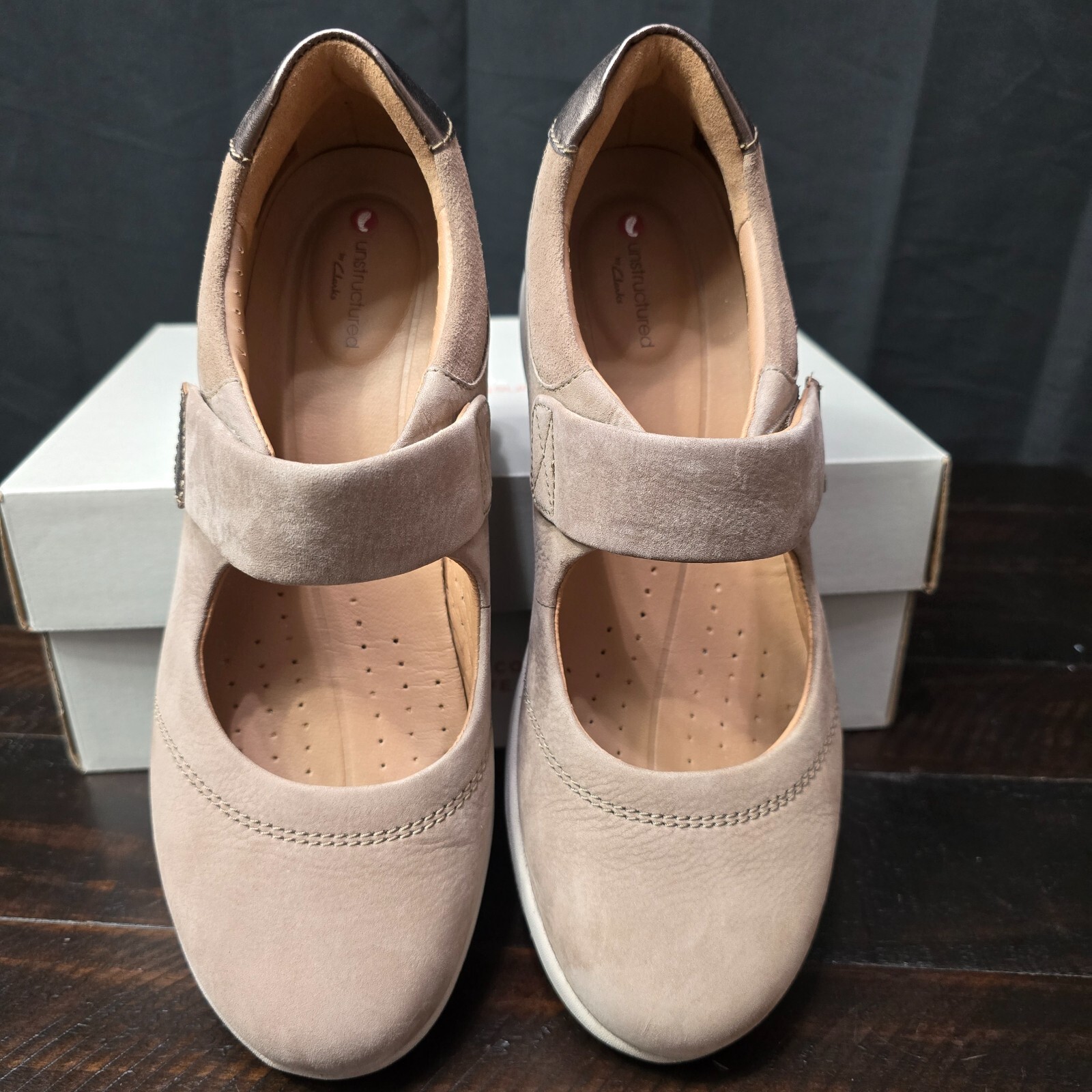 Clarks Un Adorn Strap Women's Casual Sneakers – Cris-Beige, Size 7.5