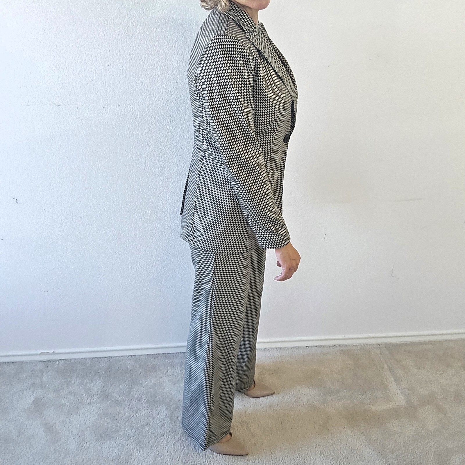 Max Studio London - Women's Blazer & Pants Suit, Size S - Brand New with Tags!