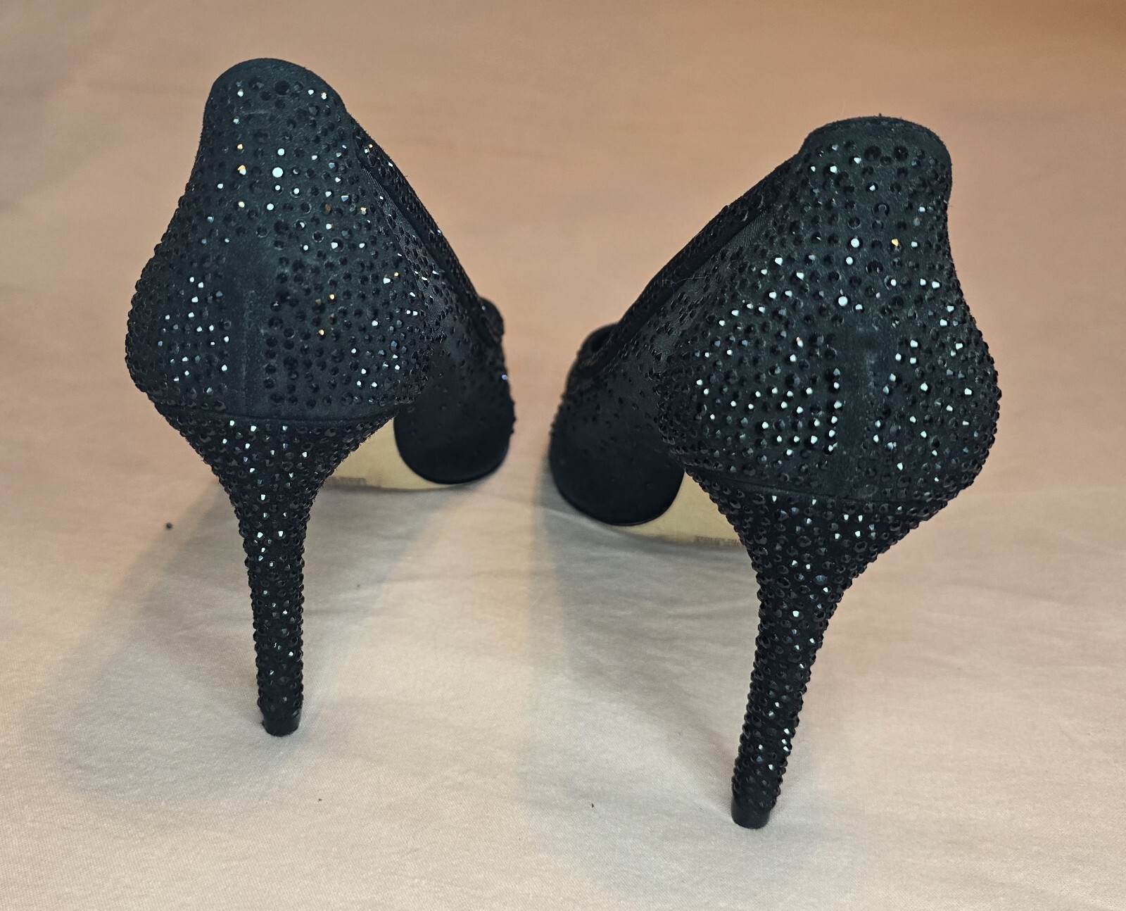 Stunning Antonio Melani Black Rhinestone Pumps - Size 8 - Perfect for You!