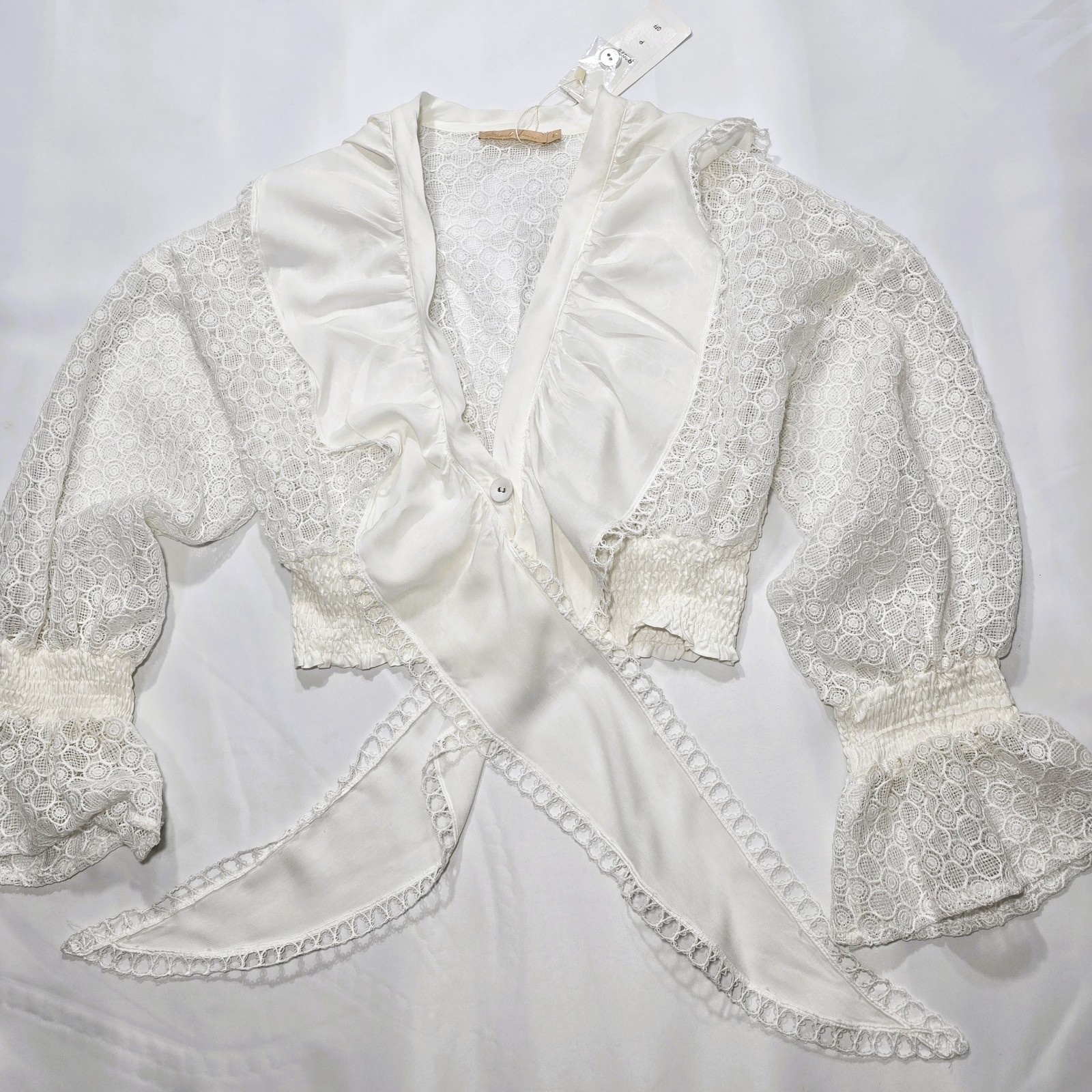 HUSH Women’s Off White Lace Ruffle Boho Cropped Blouse Long Sleeve Sz S